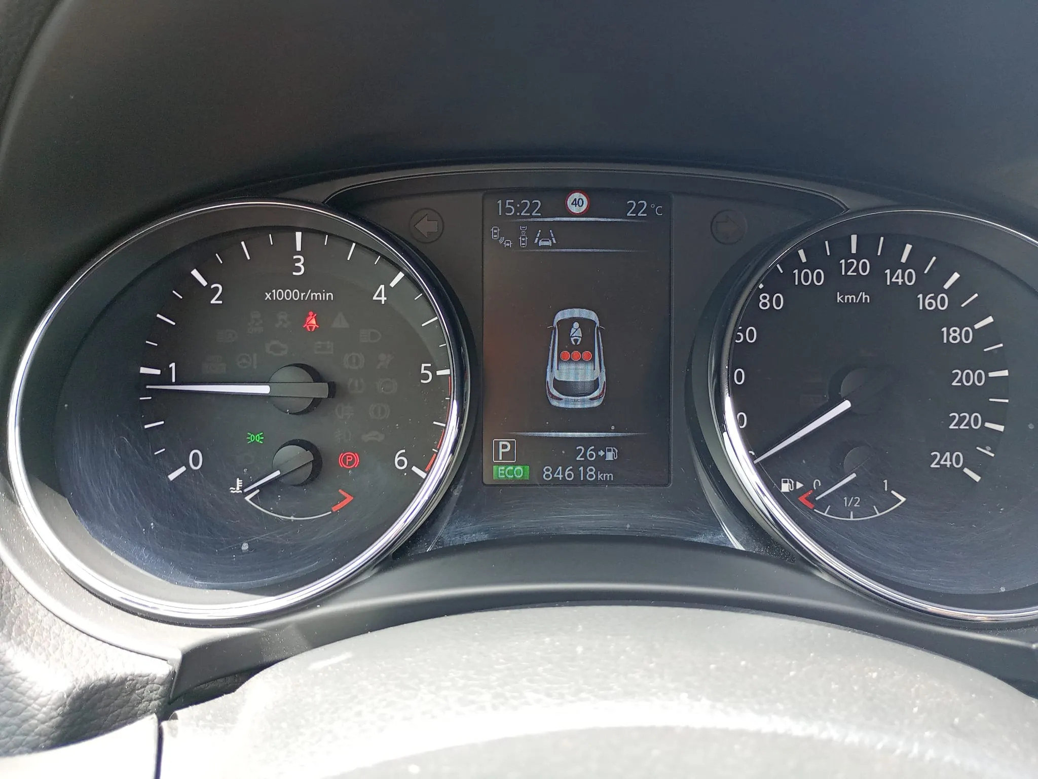 Nissan Qashqai 1.6dCi Acenta 4x2 Xtronic - foto 13