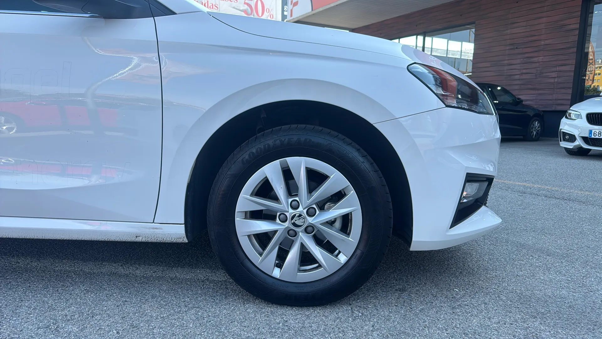 Škoda Fabia 1.0 MPI Essence - foto 12