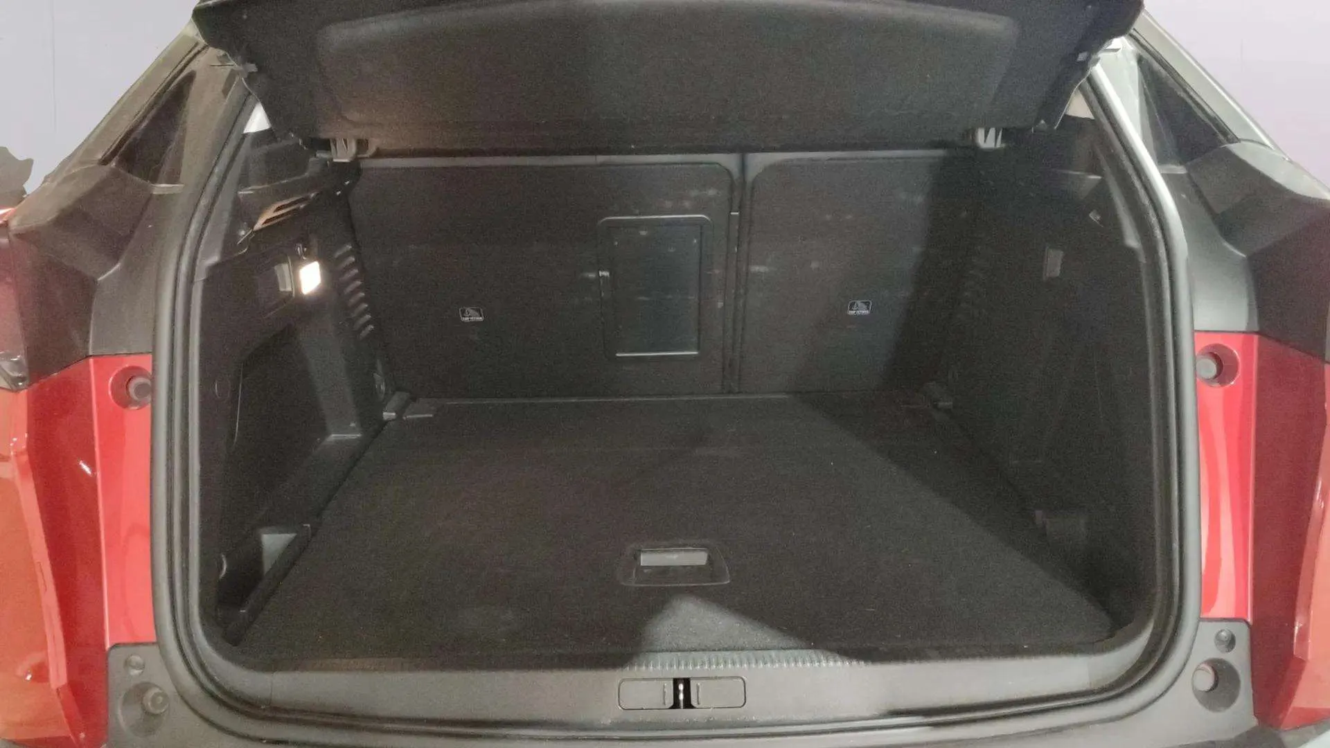 Peugeot 3008 1.5L BlueHDi Allure - foto 17