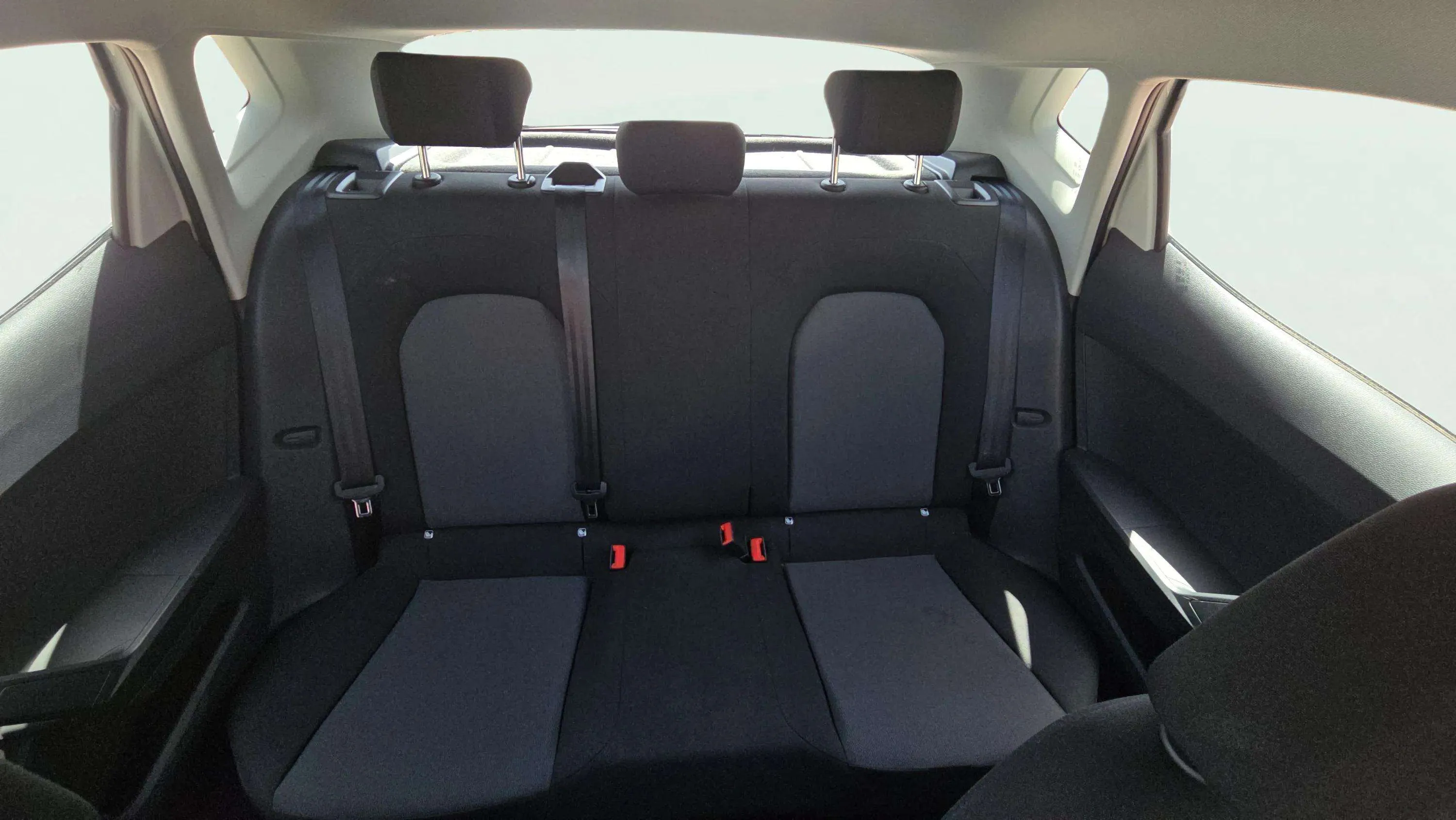 SEAT Ibiza 1.0 MPI Reference - foto 17