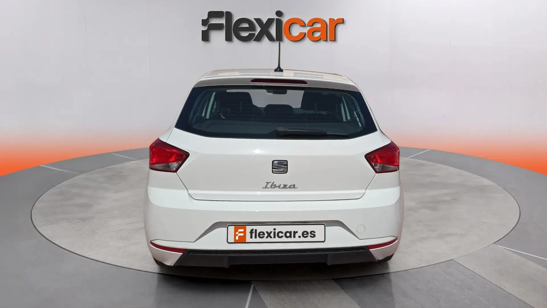 SEAT Ibiza 1.0 MPI Reference - foto 8