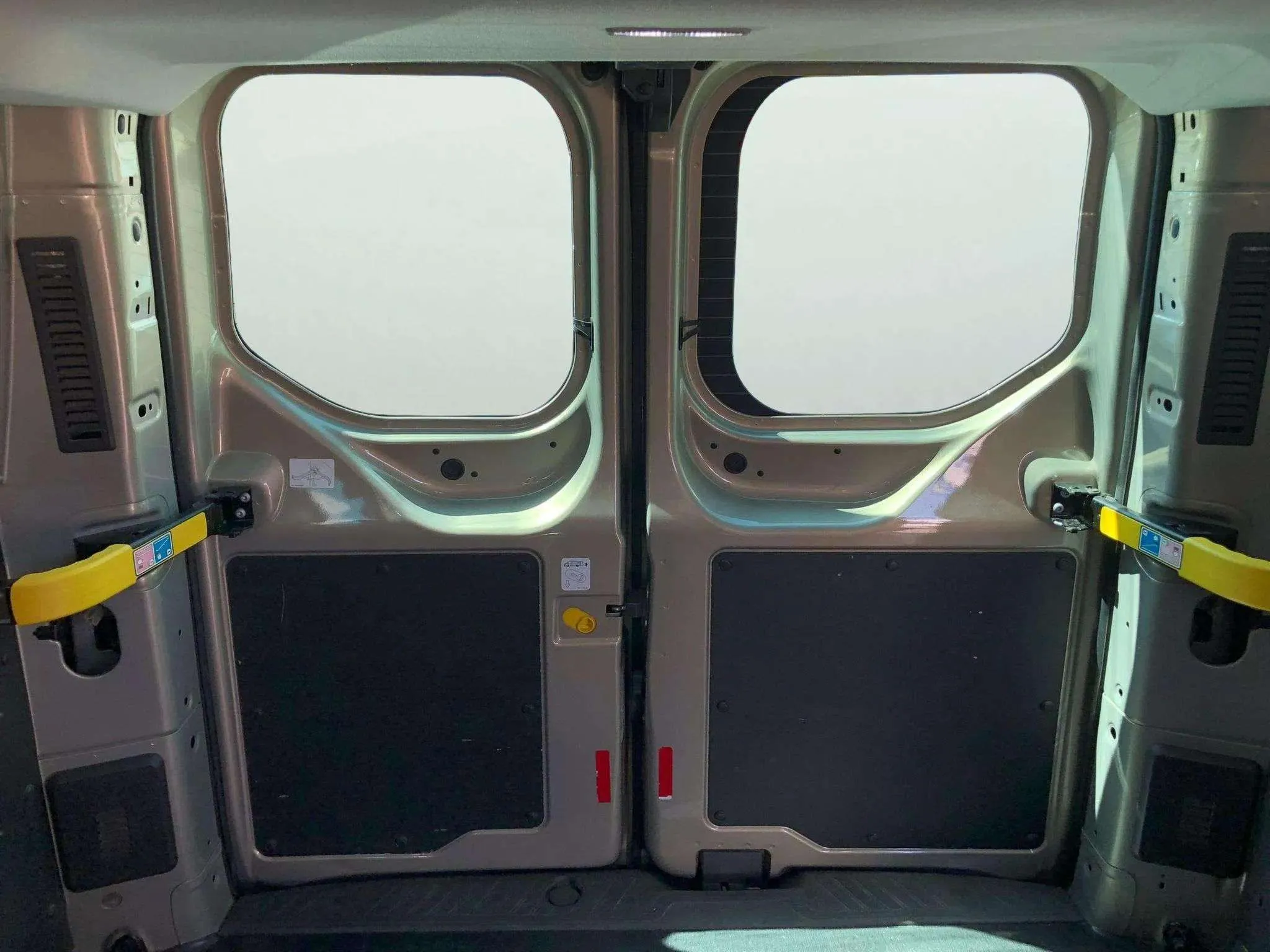Ford Transit Custom Cumstom 2.0 - foto 14