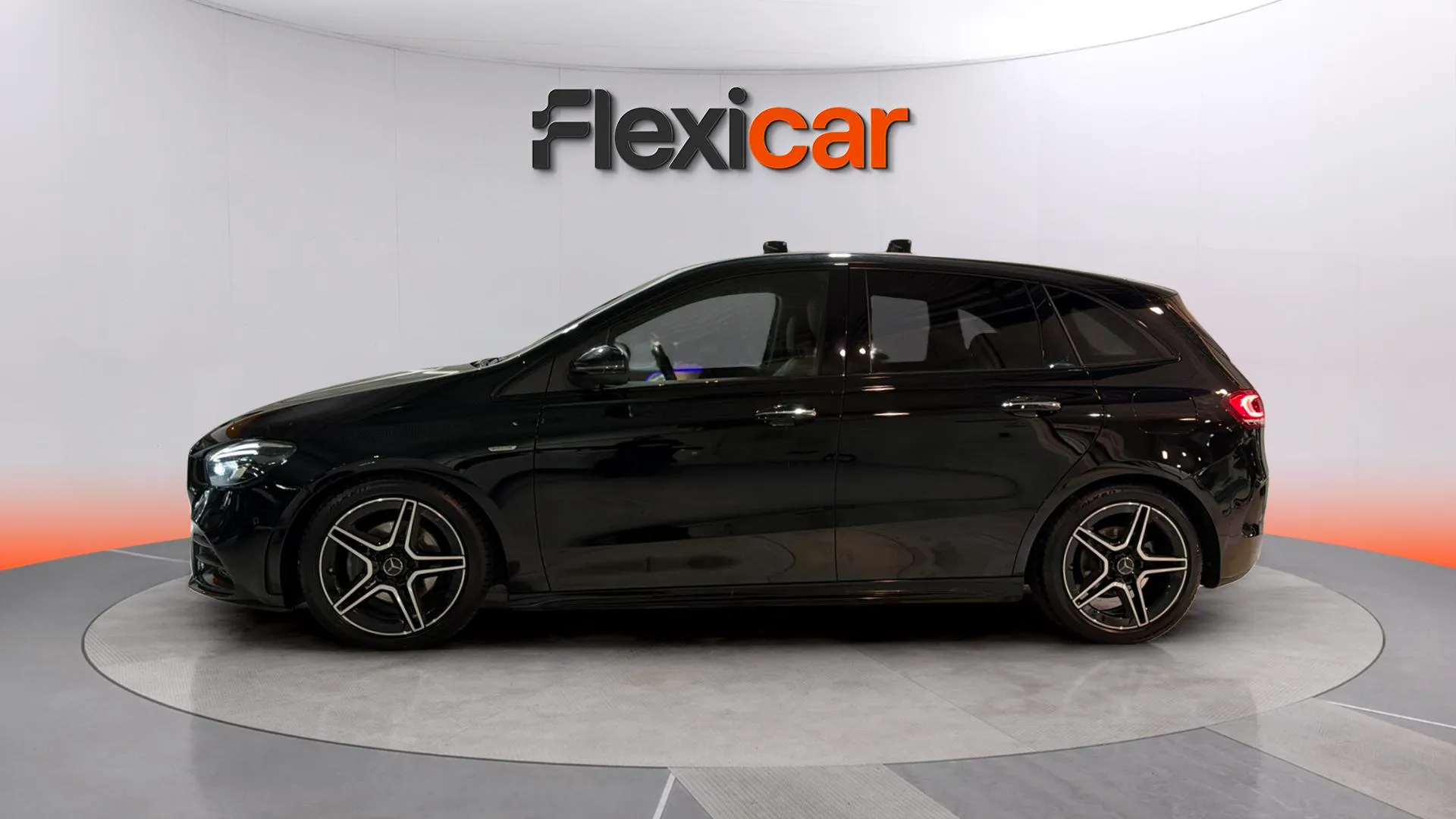 Mercedes-Benz Clase B B 200 d - foto 4