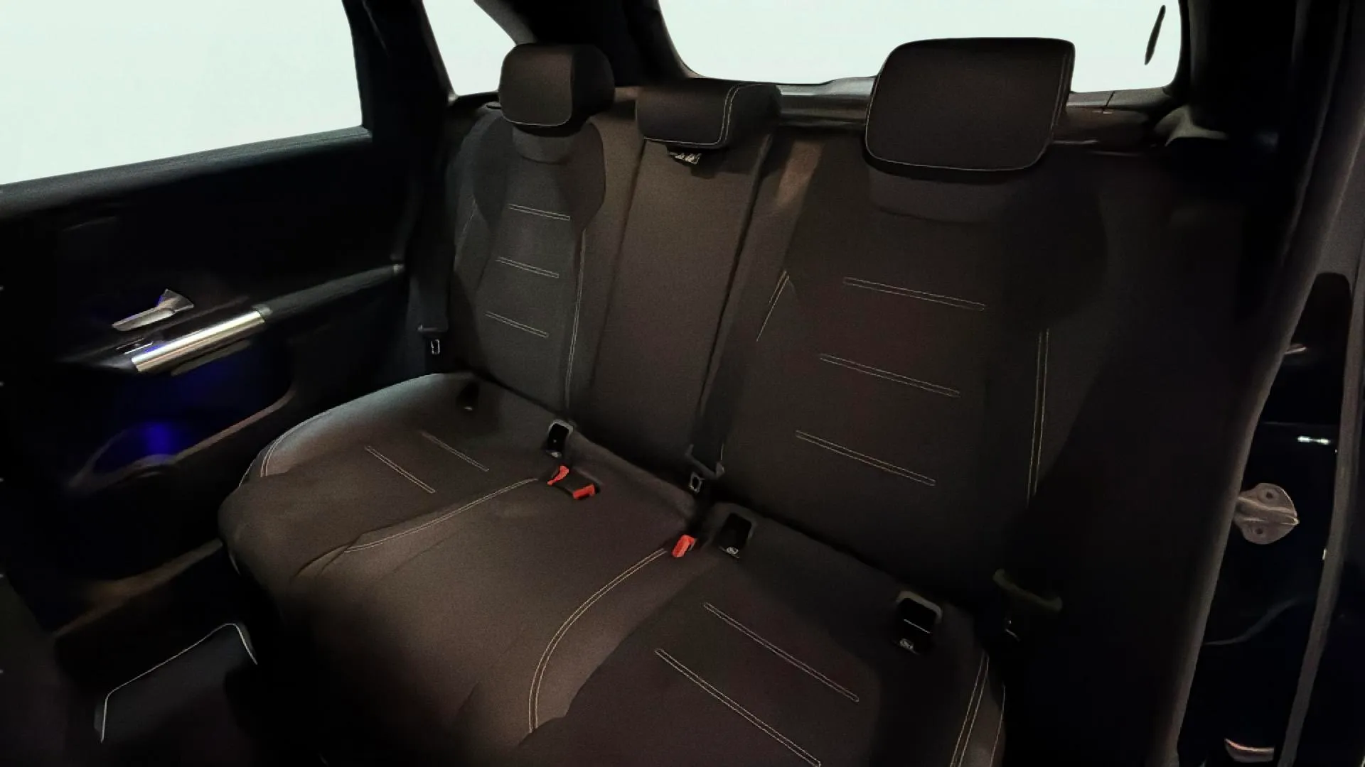 Mercedes-Benz Clase B B 200 d - foto 11