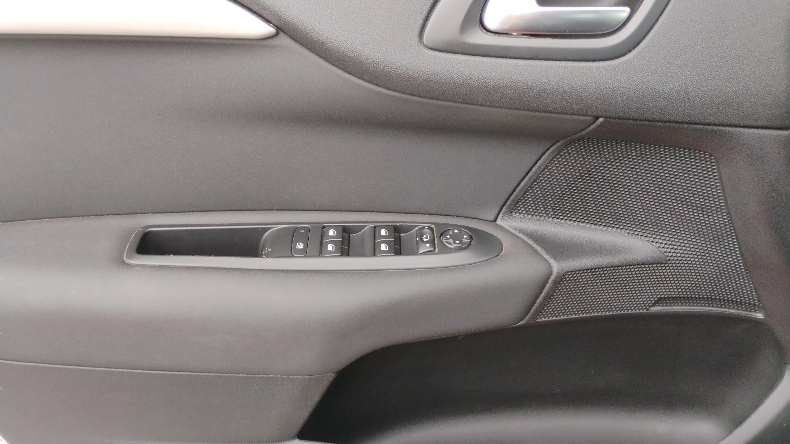 Citroën C4 BlueHDi Tonic - foto 12