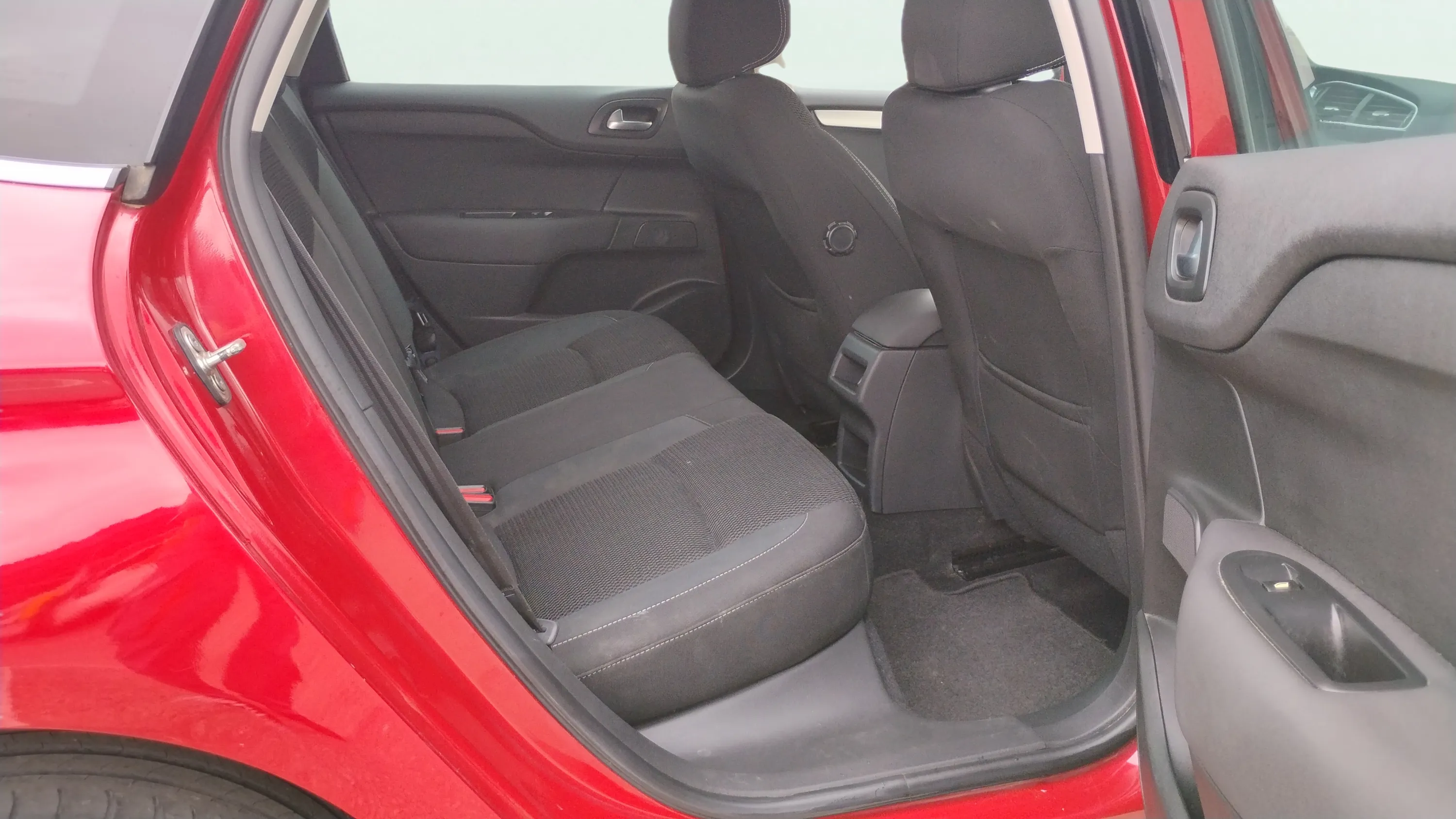Citroën C4 BlueHDi Tonic - foto 16