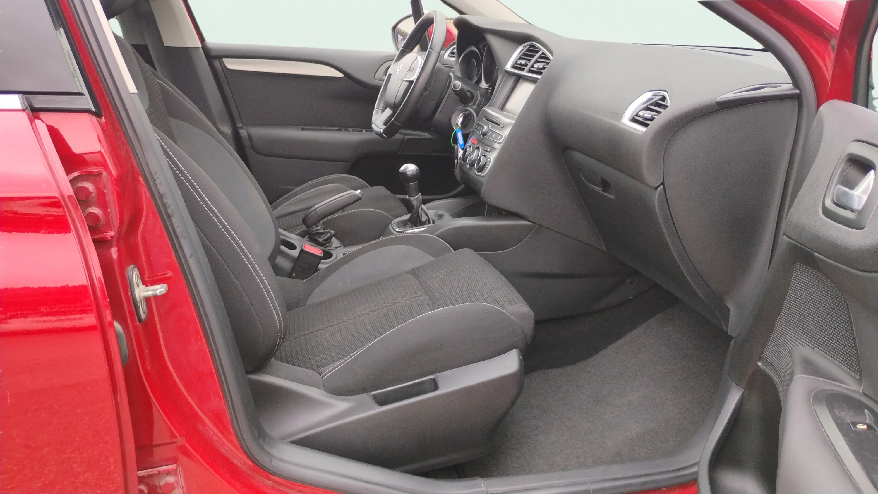 Citroën C4 BlueHDi Tonic - foto 14