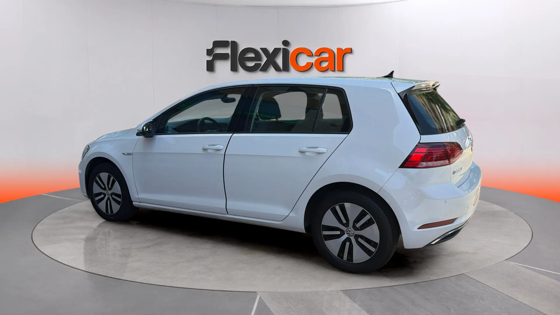 Volkswagen Golf e-Golf ePower - foto 5
