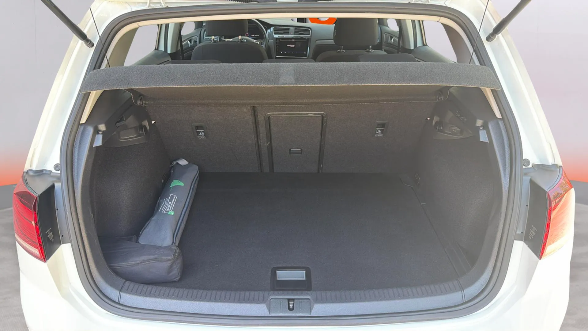 Volkswagen Golf e-Golf ePower - foto 14