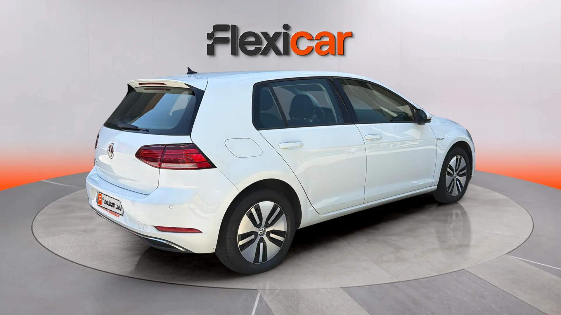 Volkswagen Golf e-Golf ePower - foto 6