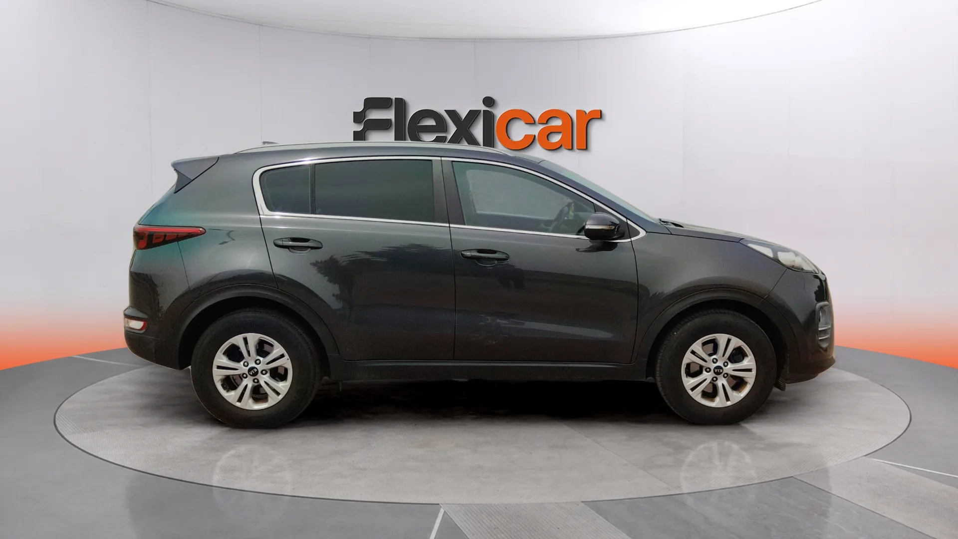 Kia Sportage 1.6 GDi Basic 4x2 - foto 7