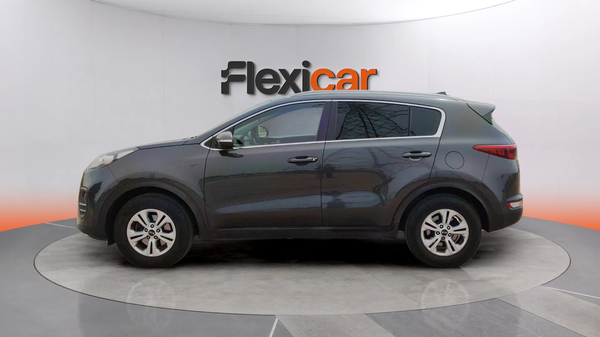 Kia Sportage 1.6 GDi Basic 4x2 - foto 4