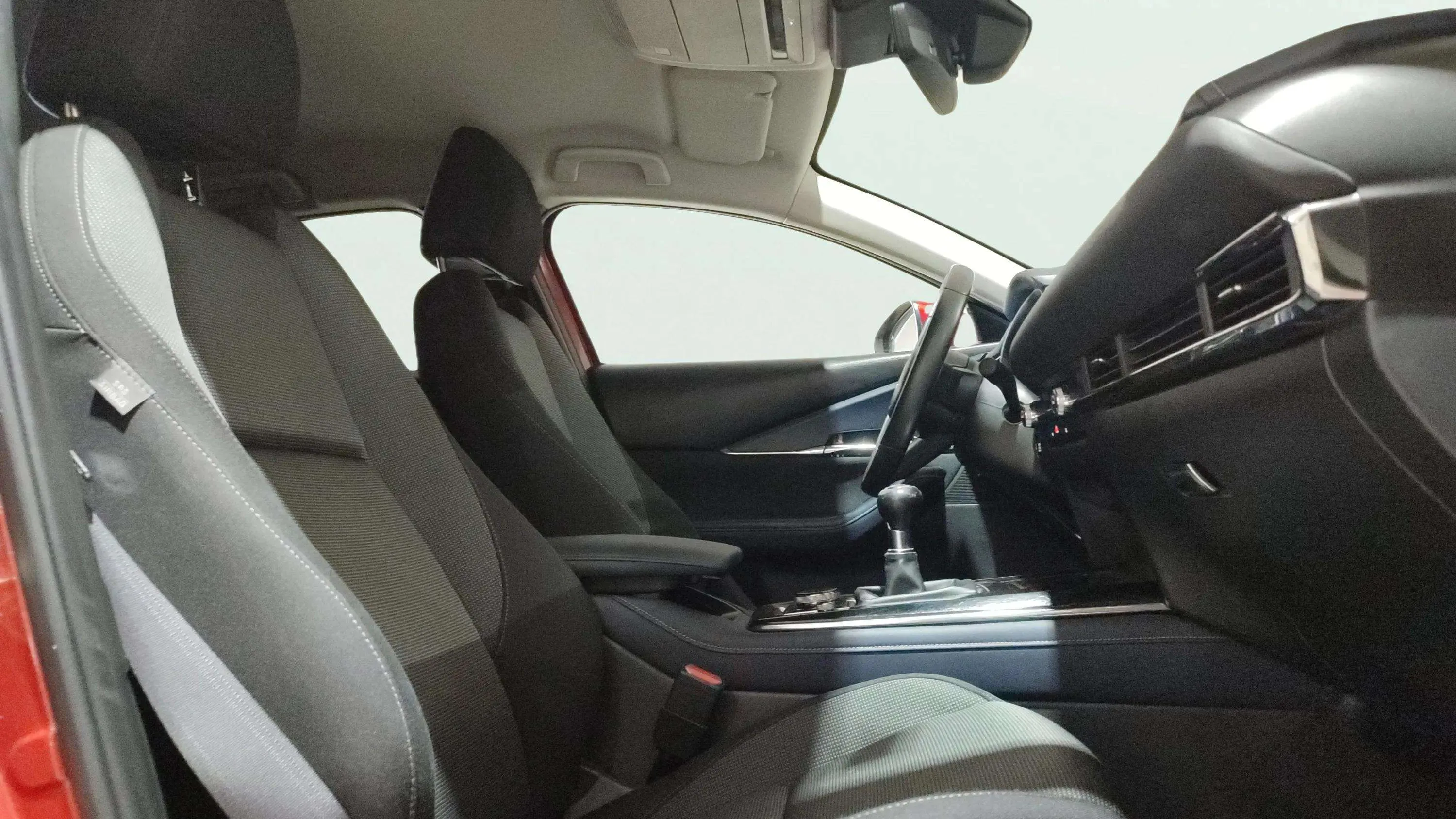 Mazda CX-30 SKYACTIV-X 2.0 Zenith - foto 17