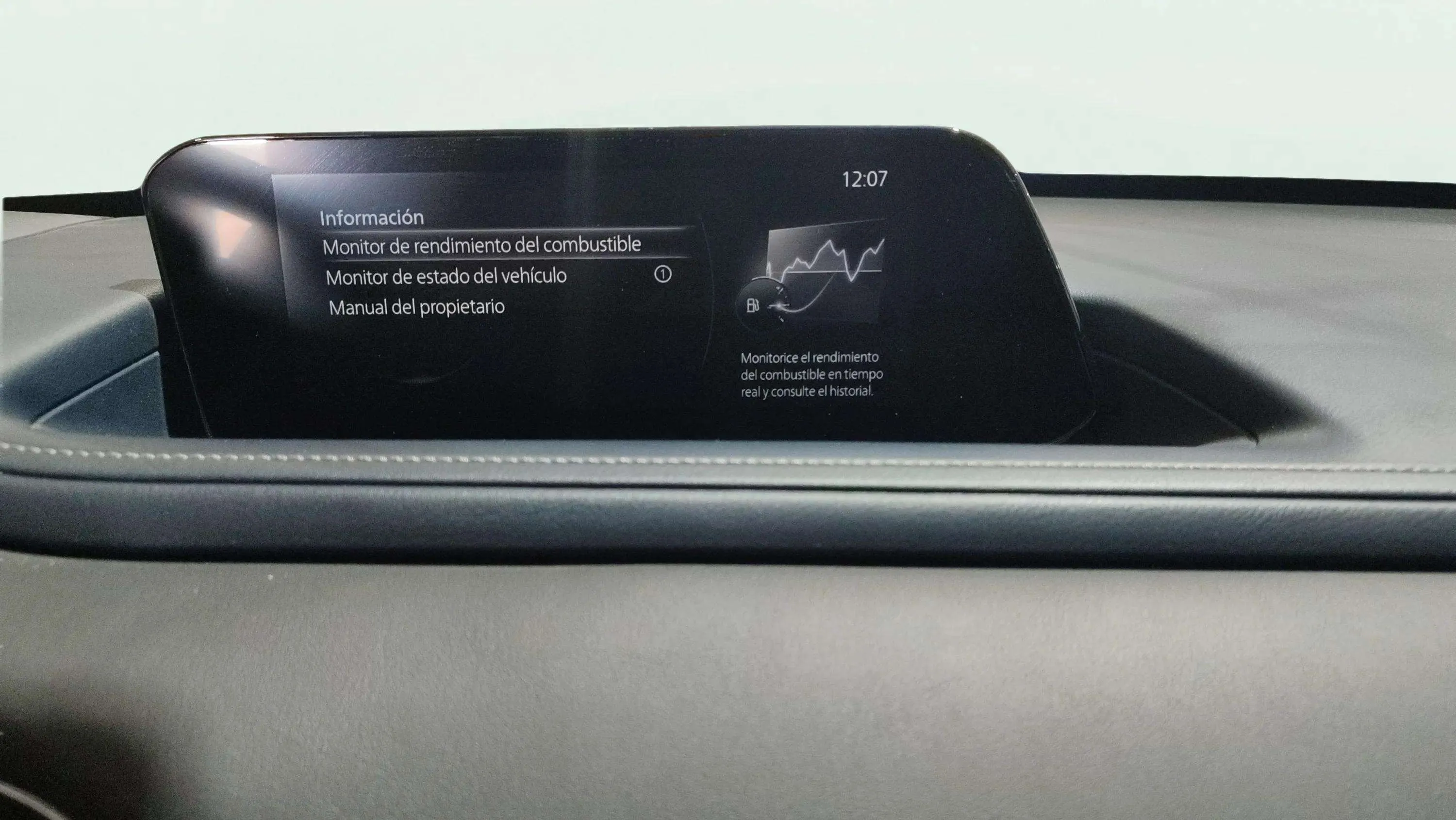Mazda CX-30 SKYACTIV-X 2.0 Zenith - foto 11