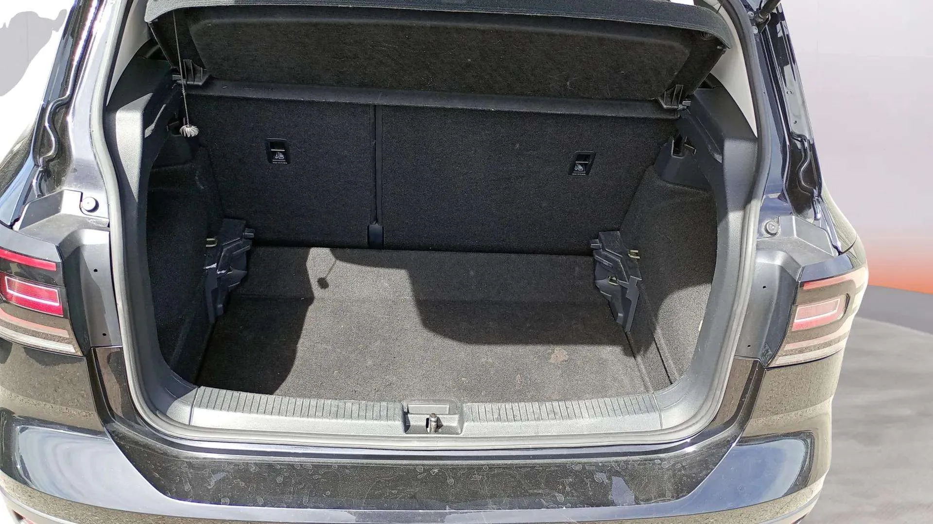 Volkswagen T-Cross Advance 1.0 TSI DSG - foto 16