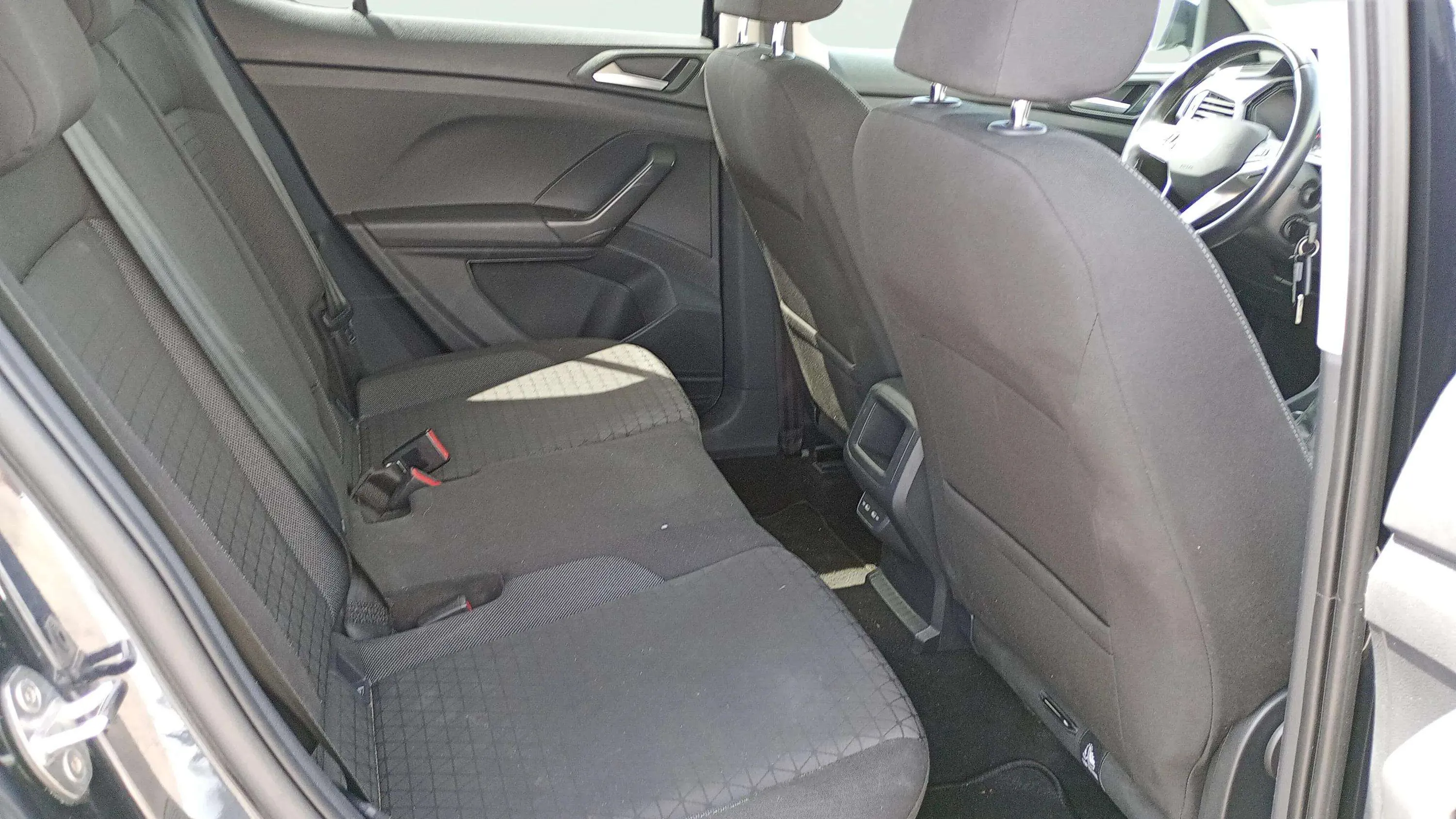Volkswagen T-Cross Advance 1.0 TSI DSG - foto 14