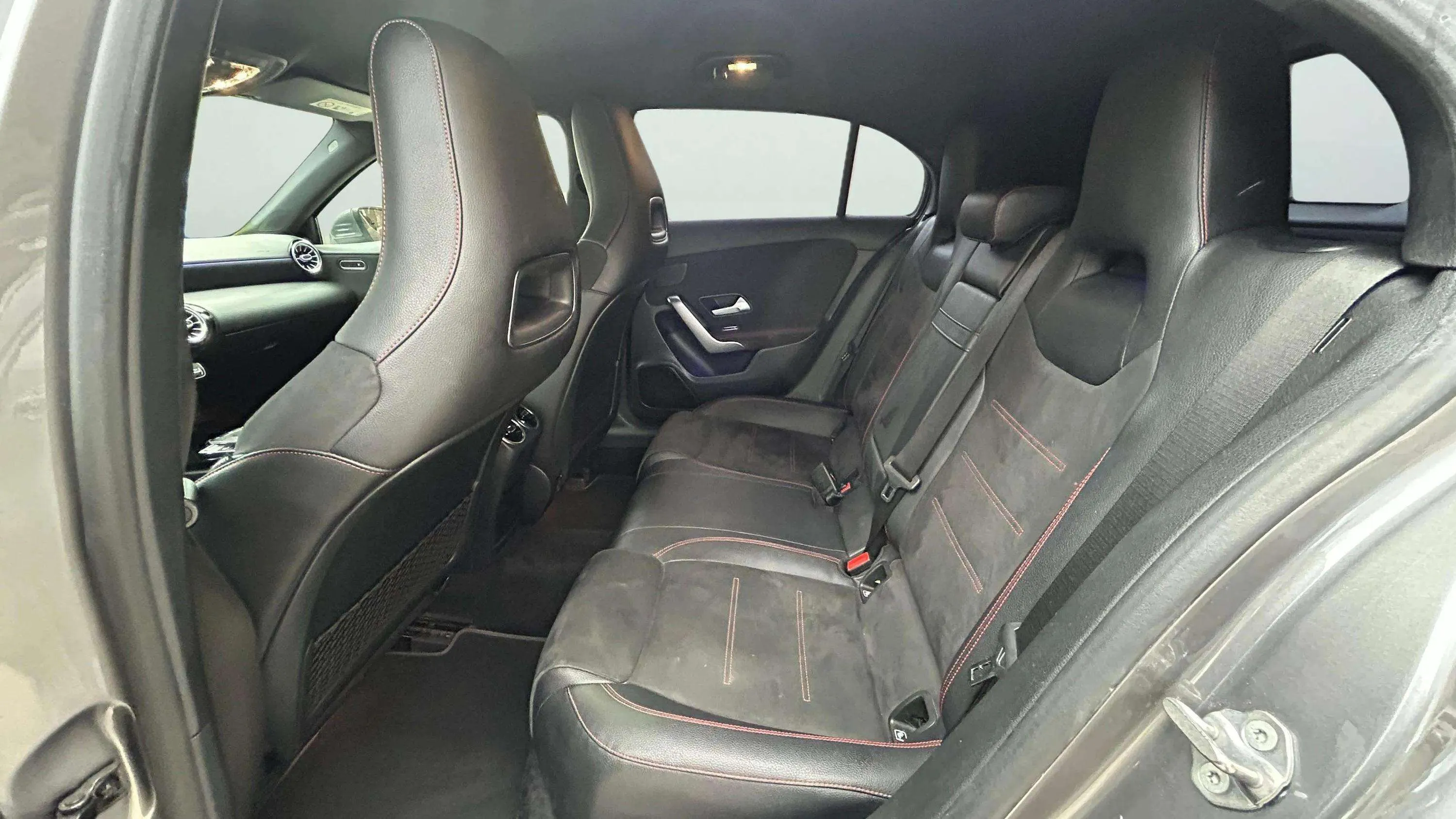 Mercedes-Benz Clase A A 180 d - foto 16