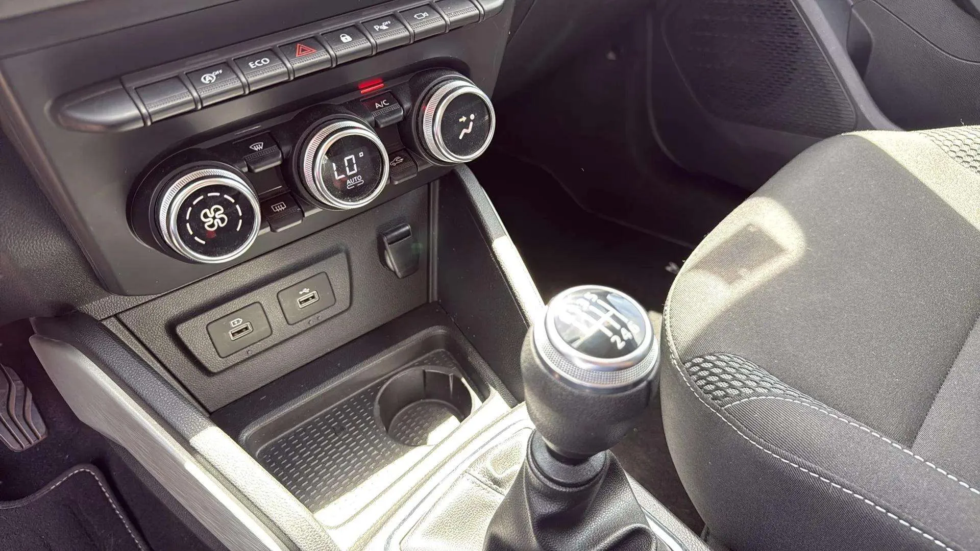Dacia Duster Prestige Go TCe ECO-G 4x2 - foto 24
