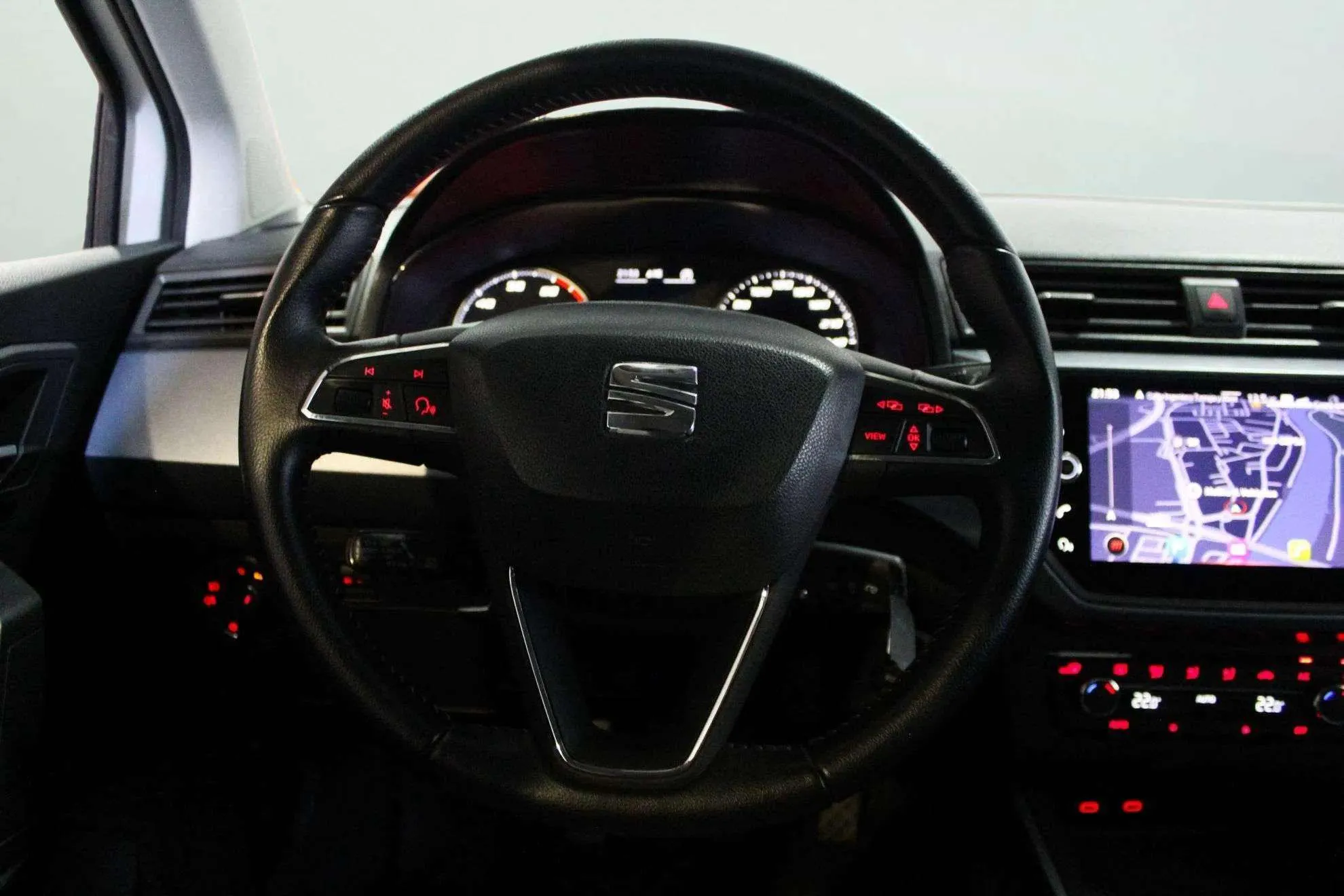 SEAT Arona 1.0 TSI Style - foto 8