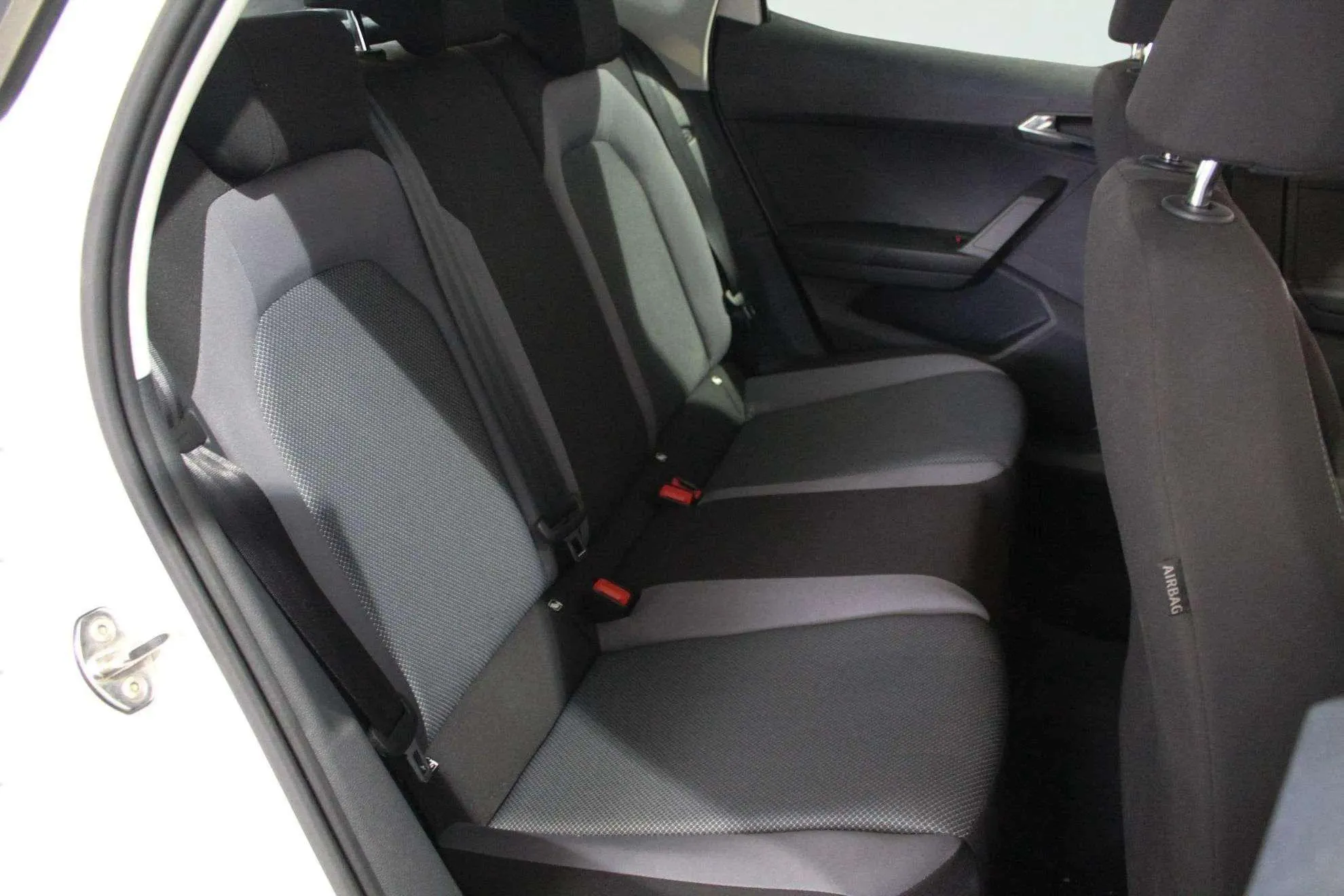 SEAT Arona 1.0 TSI Style - foto 12