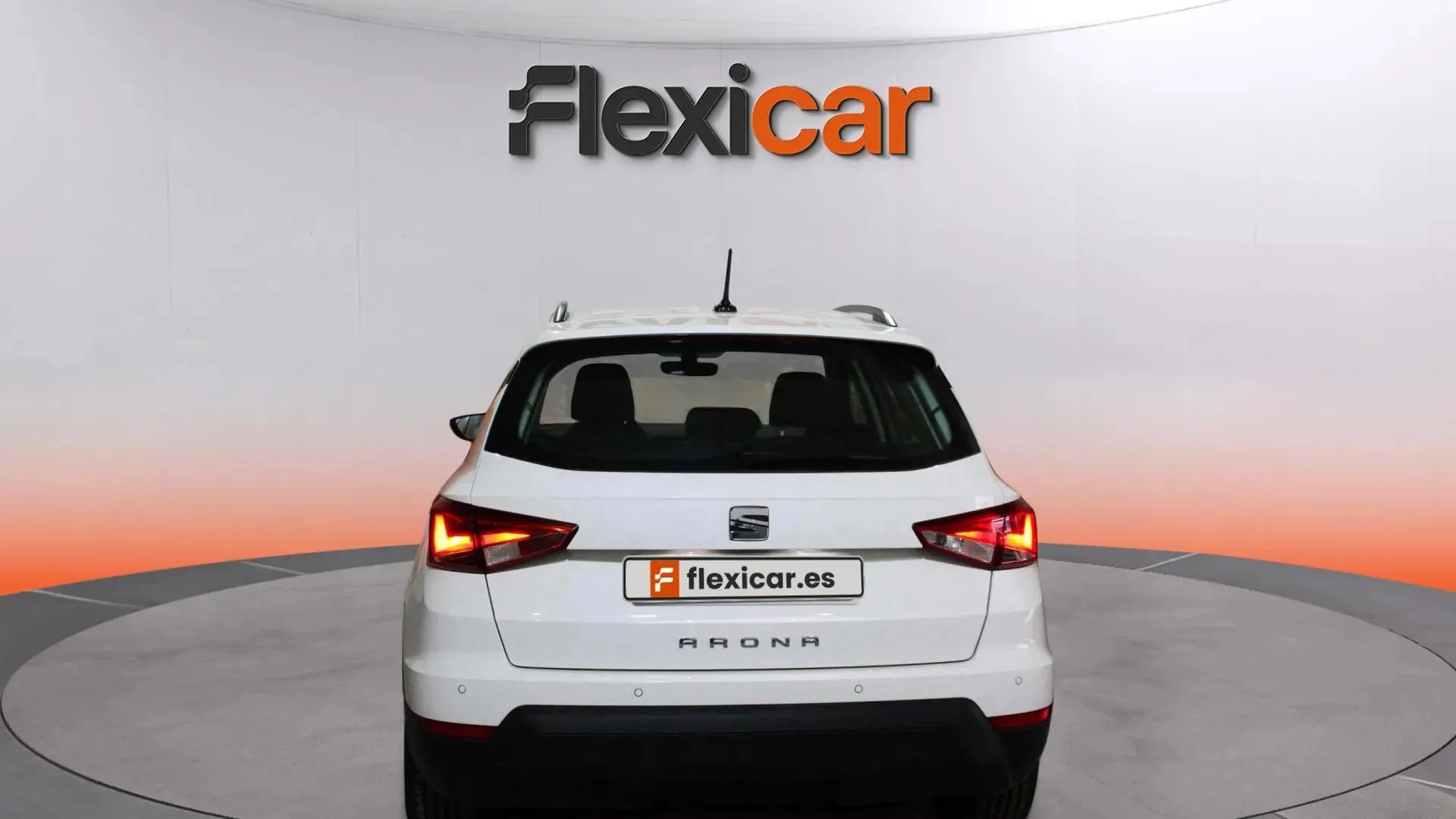 SEAT Arona 1.0 TSI Style - foto 4