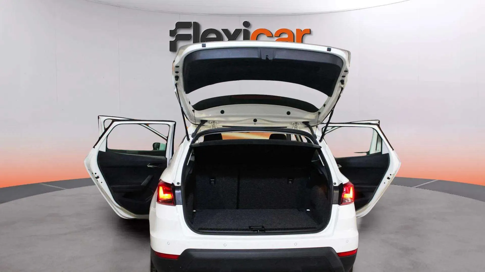 SEAT Arona 1.0 TSI Style - foto 7
