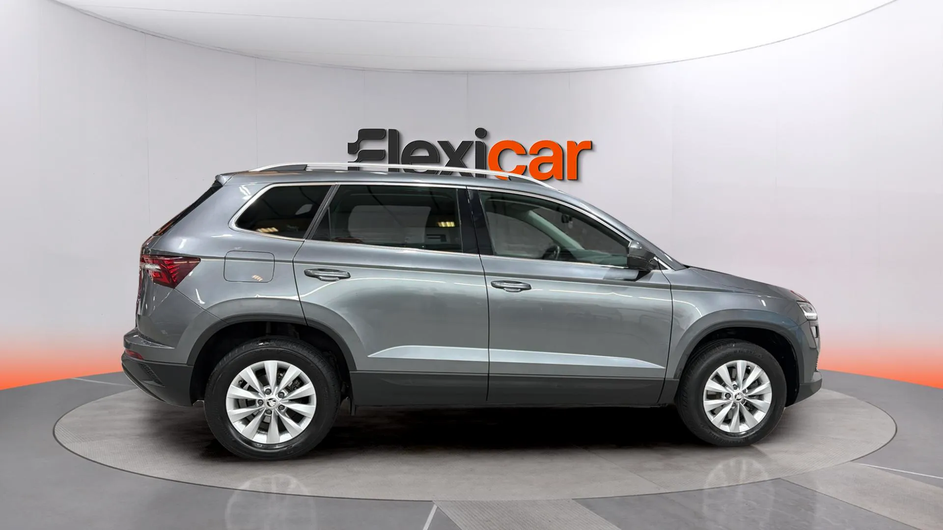Škoda Karoq 1.5 TSI DSG ACT Selection - foto 4