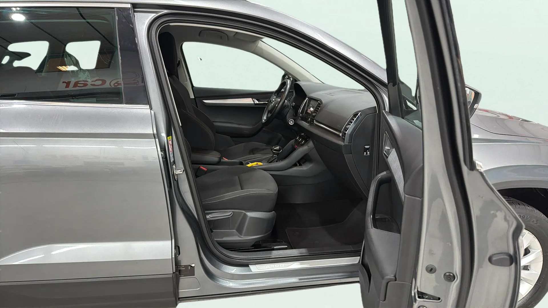 Škoda Karoq 1.5 TSI DSG ACT Selection - foto 12