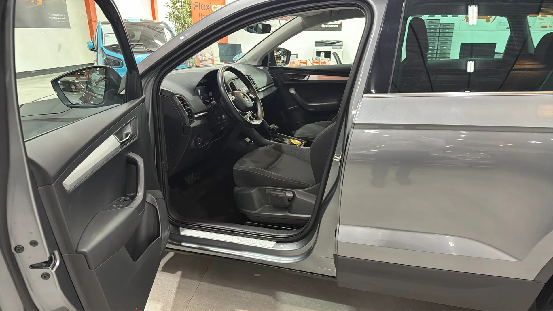 Škoda Karoq 1.5 TSI DSG ACT Selection - foto 11