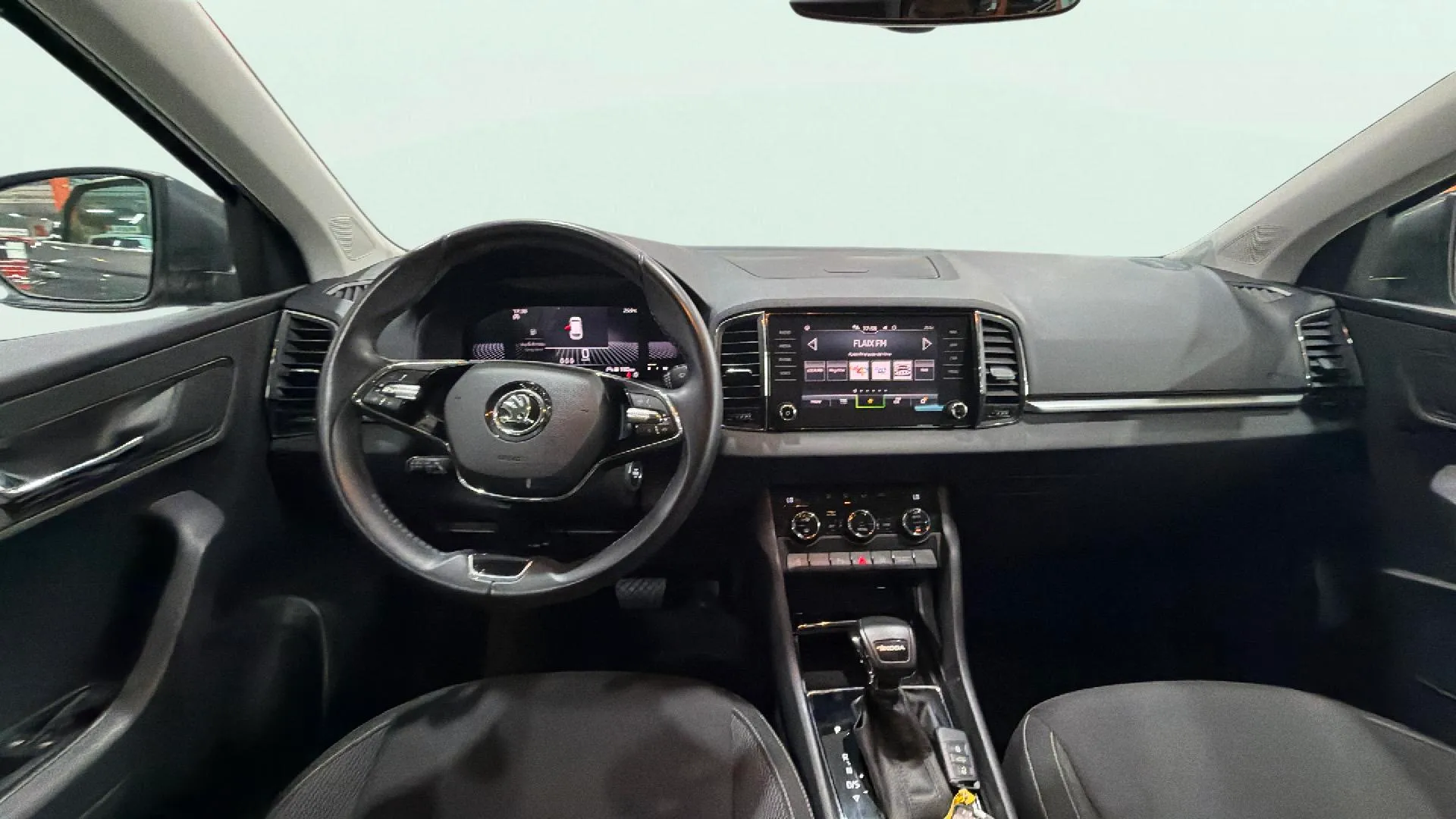 Škoda Karoq 1.5 TSI DSG ACT Selection - foto 7