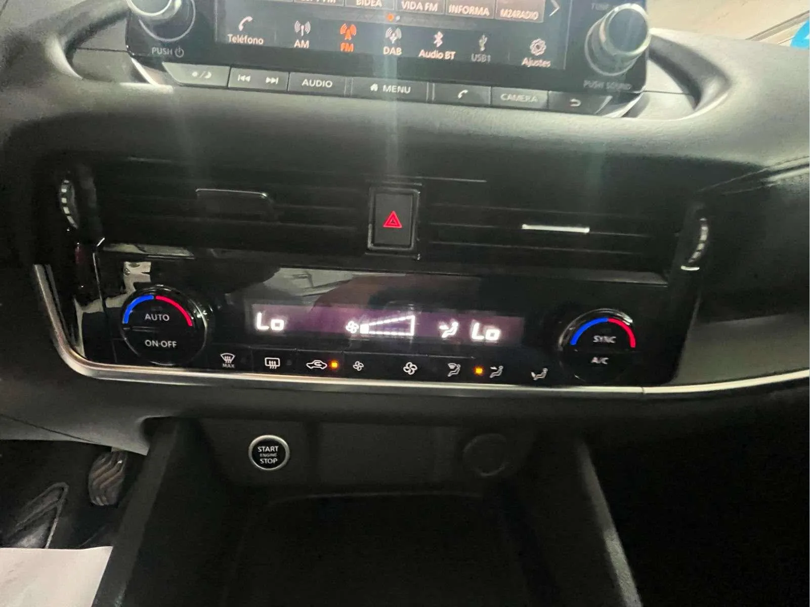 Nissan Qashqai DIG-T N-Connecta - foto 11