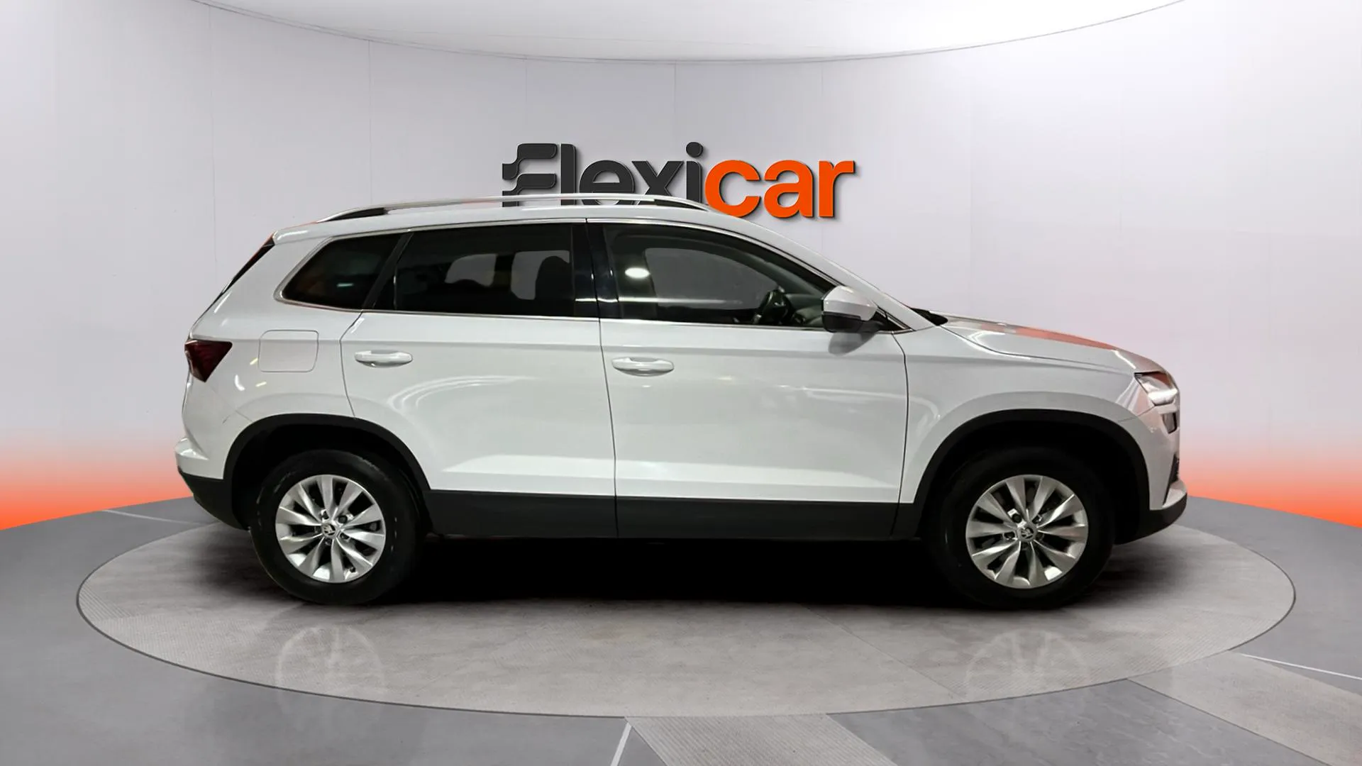 Škoda Karoq 1.5 TSI DSG ACT Selection - foto 8
