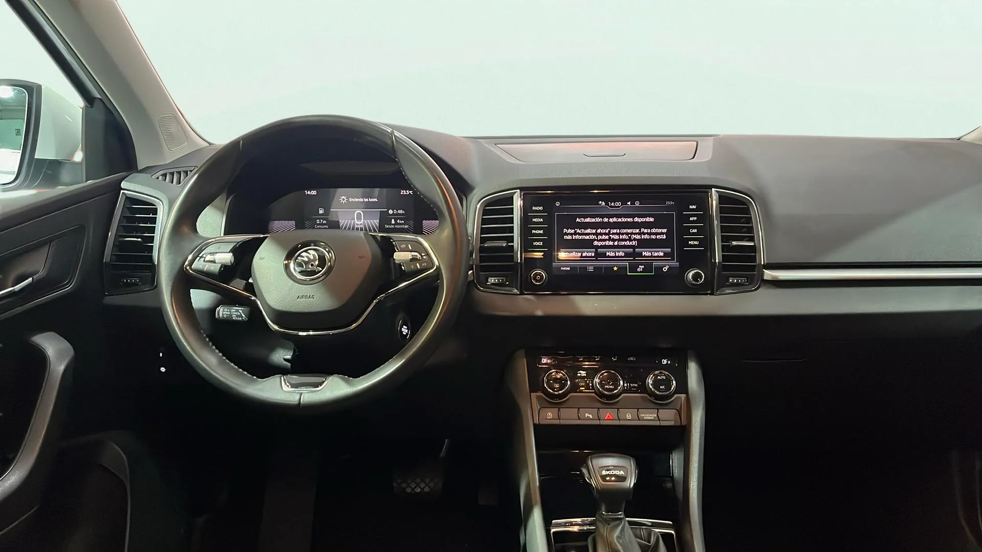 Škoda Karoq 1.5 TSI DSG ACT Selection - foto 14