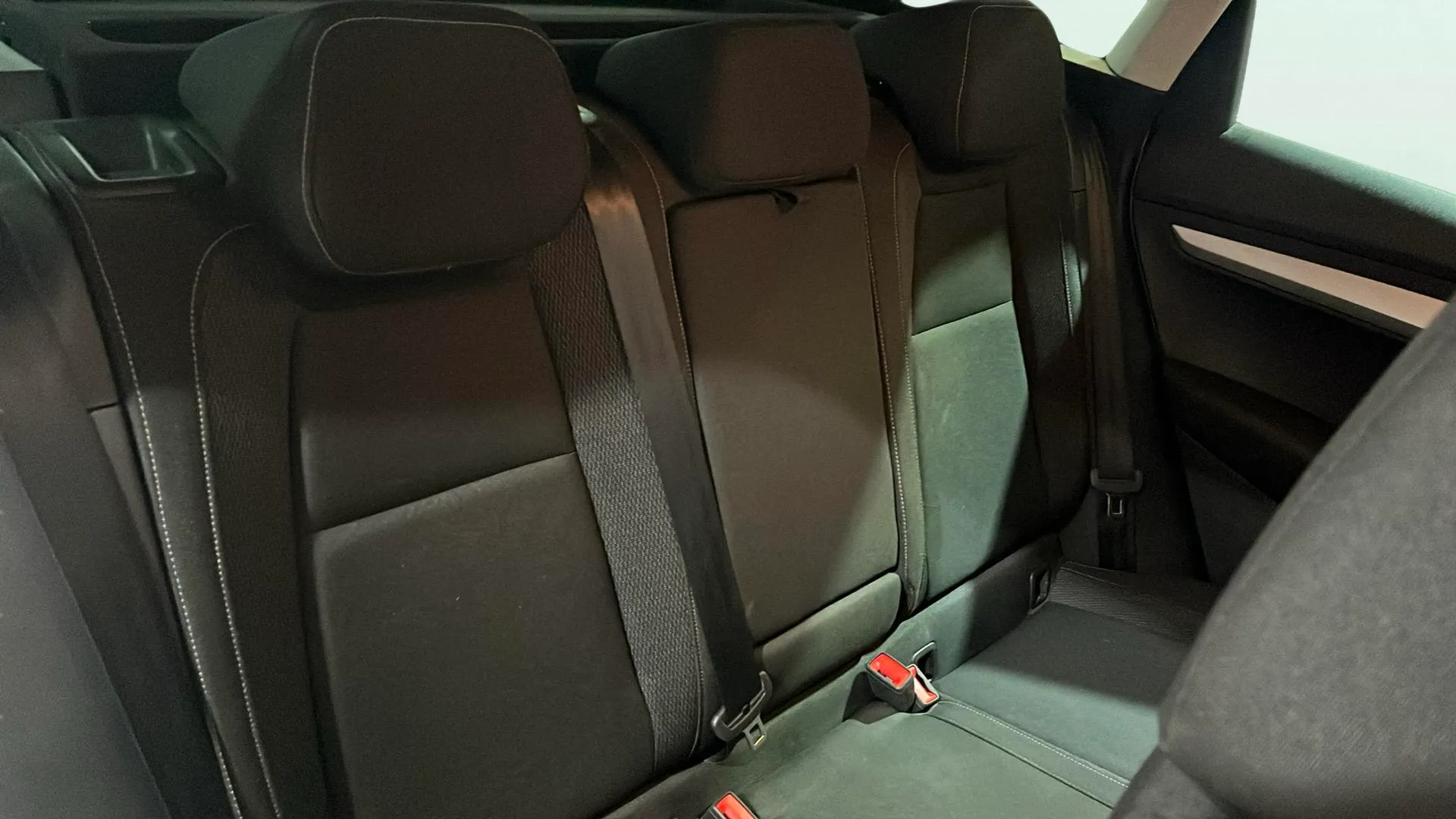 Škoda Karoq 1.5 TSI DSG ACT Selection - foto 18