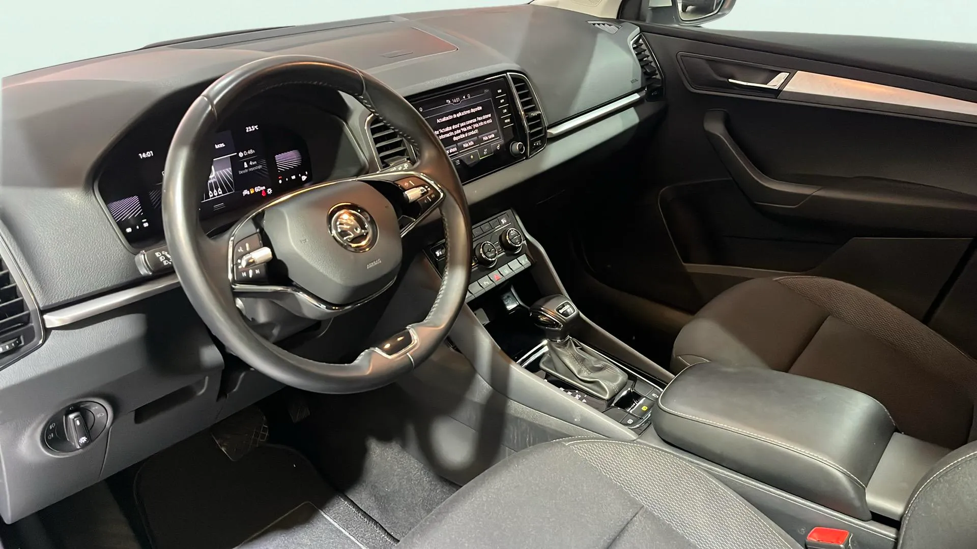 Škoda Karoq 1.5 TSI DSG ACT Selection - foto 9