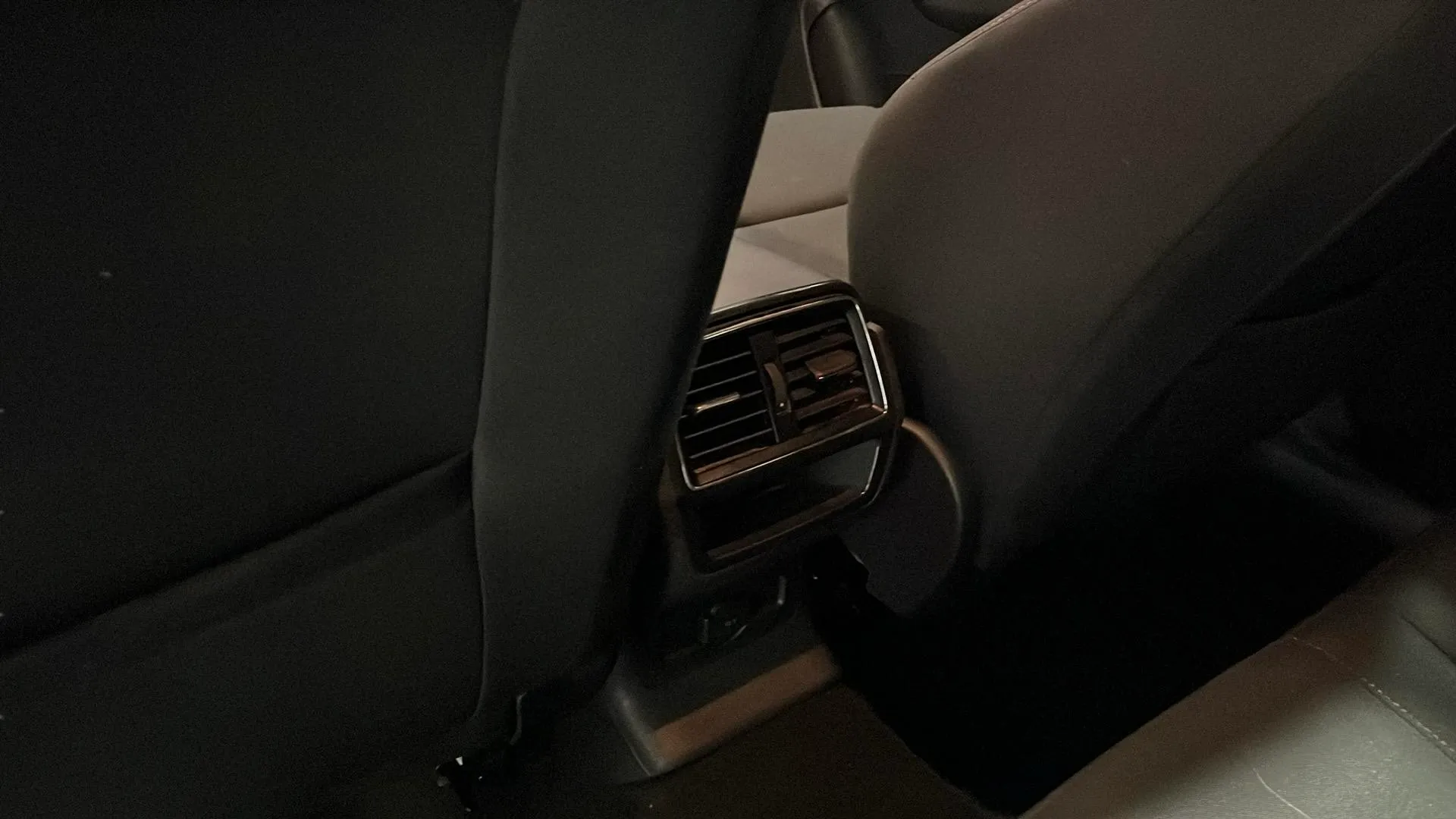 Škoda Karoq 1.5 TSI DSG ACT Selection - foto 20