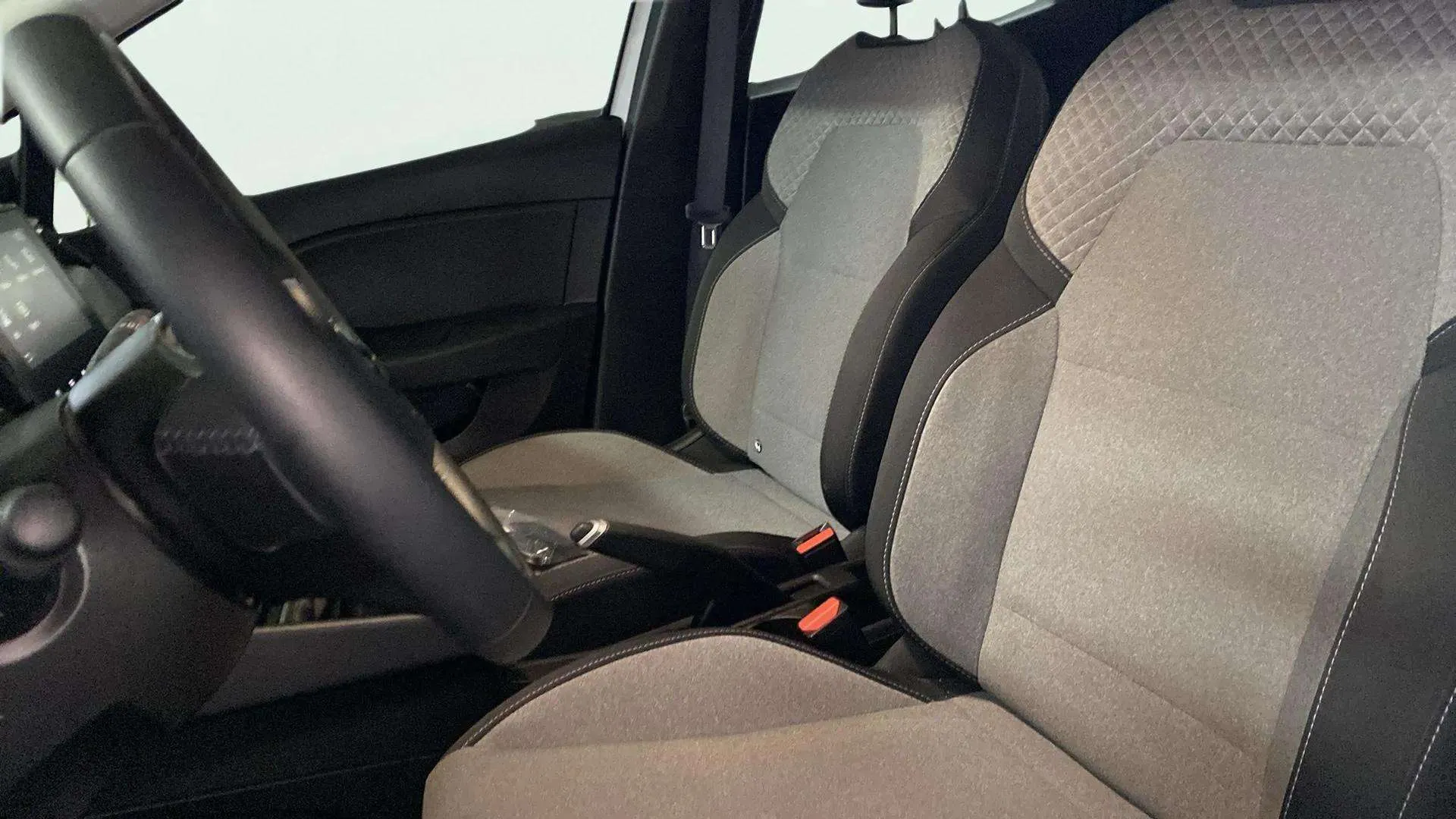 Mitsubishi Colt 100T Kaiteki - foto 22