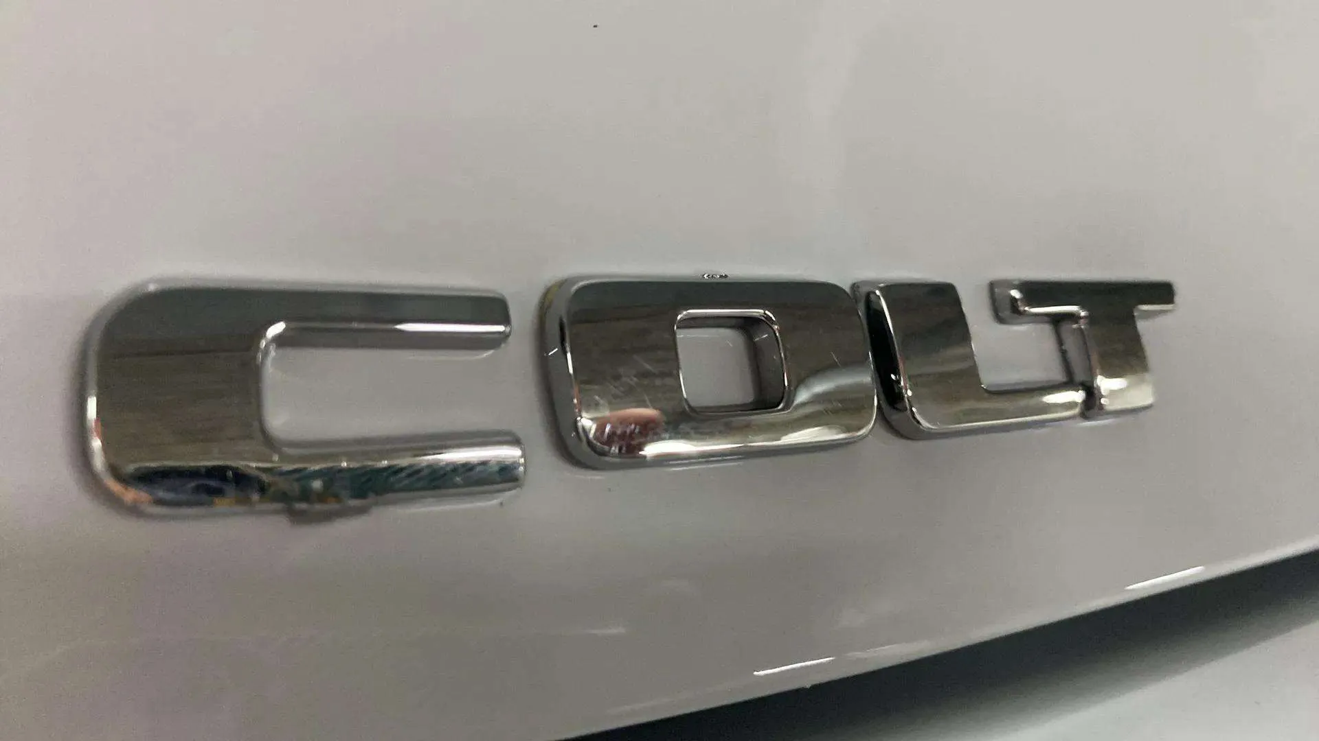Mitsubishi Colt 100T Kaiteki - foto 32
