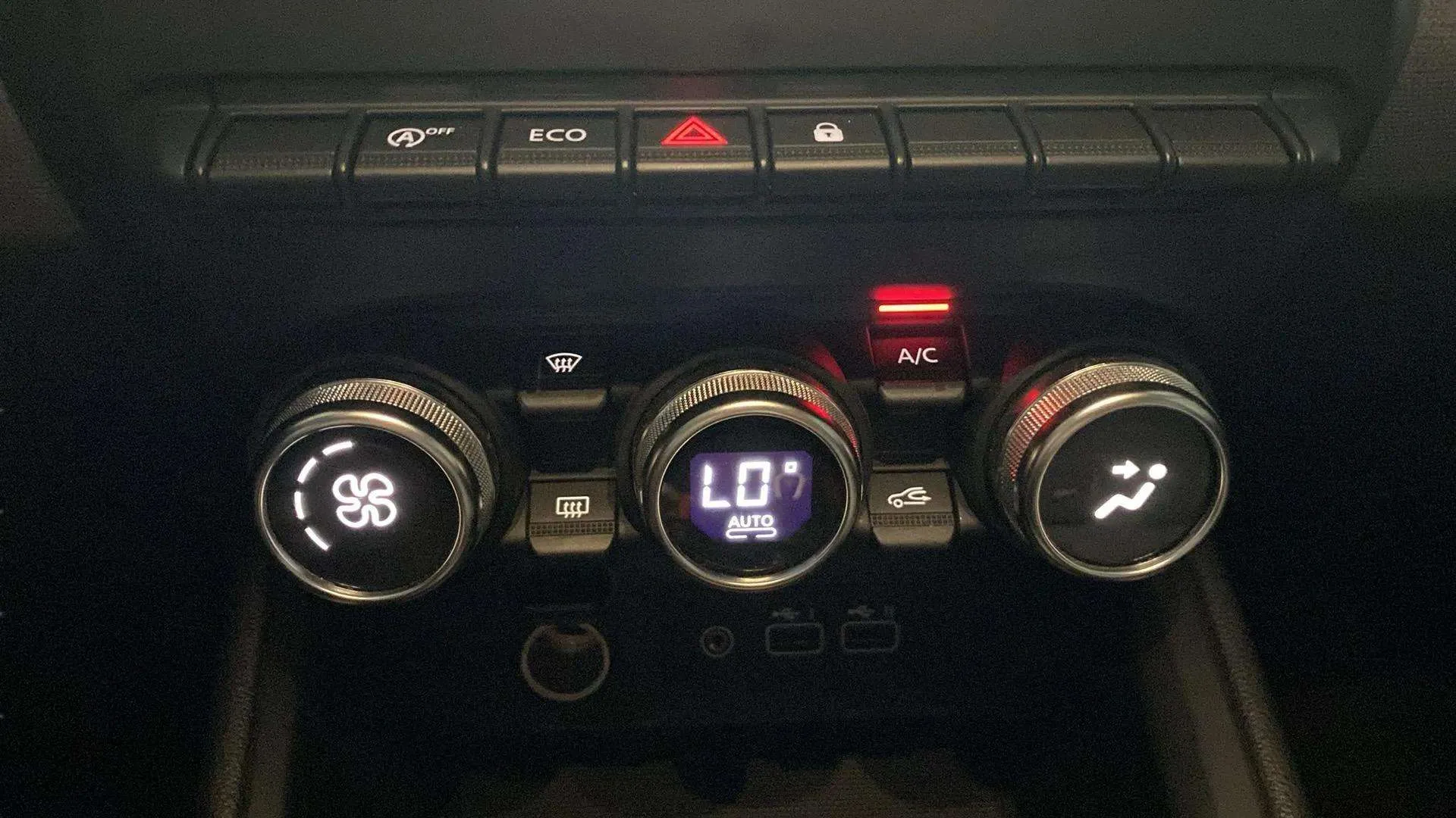 Mitsubishi Colt 100T Kaiteki - foto 17