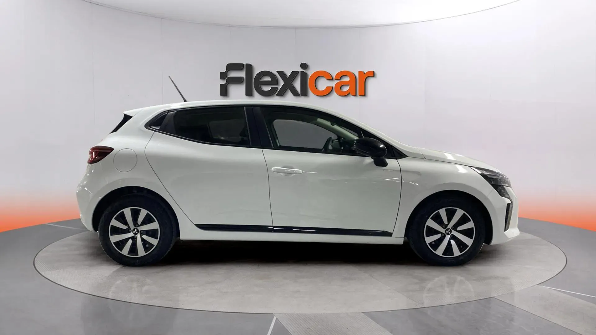 Mitsubishi Colt 100T Kaiteki - foto 8