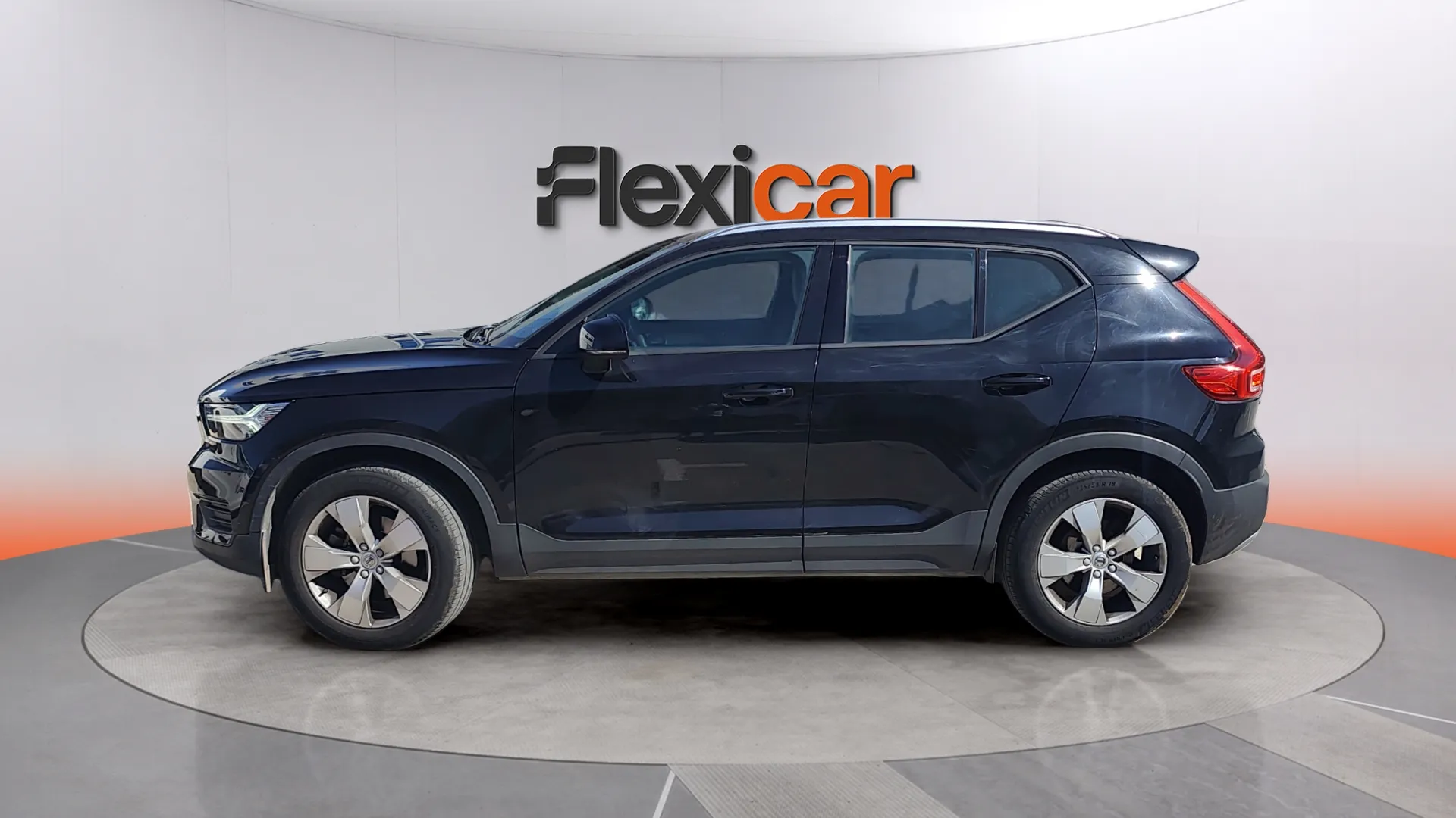 Volvo XC40 2.0 D4 AWD Business Plus - foto 3