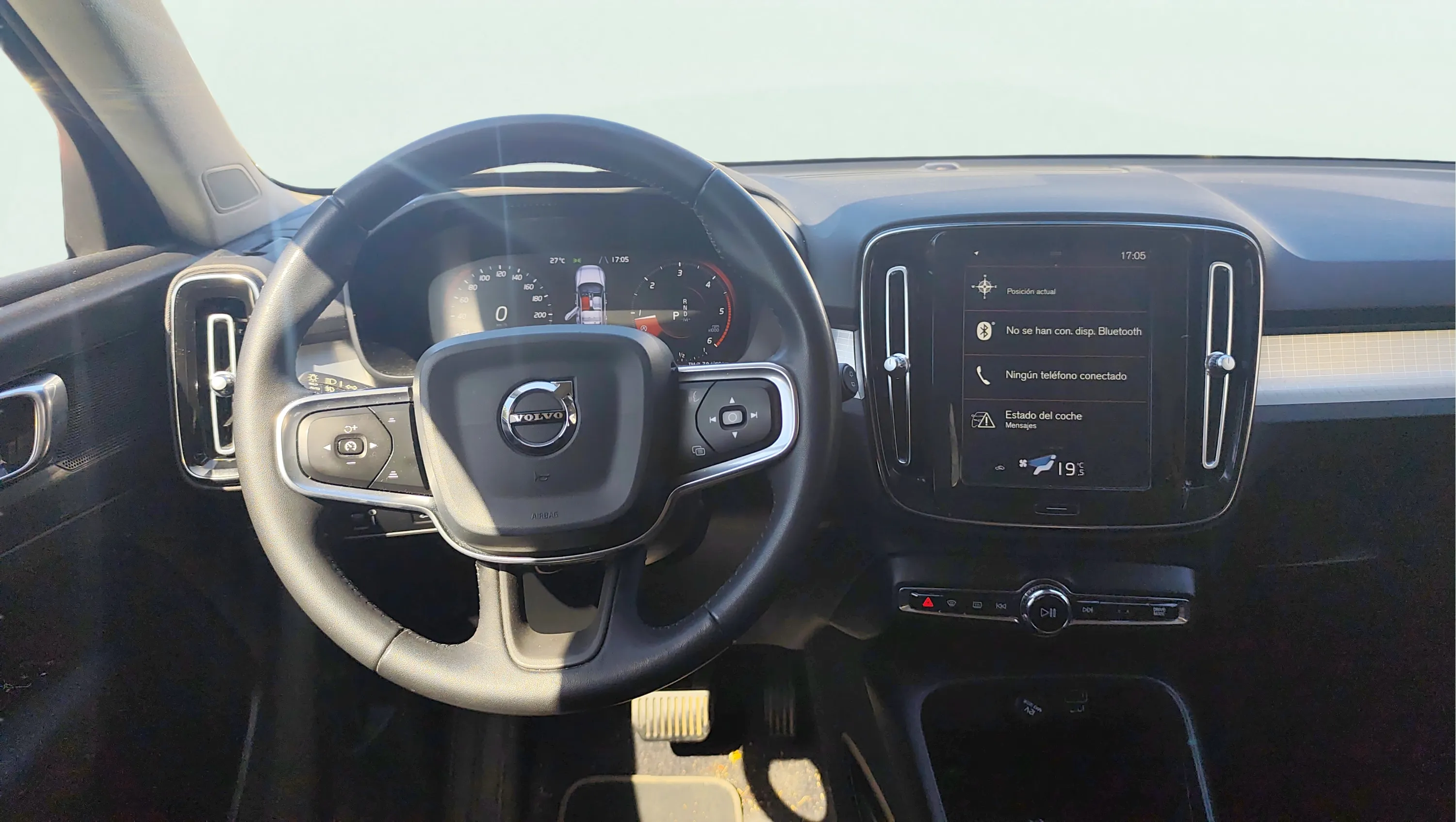 Volvo XC40 2.0 D4 AWD Business Plus - foto 6