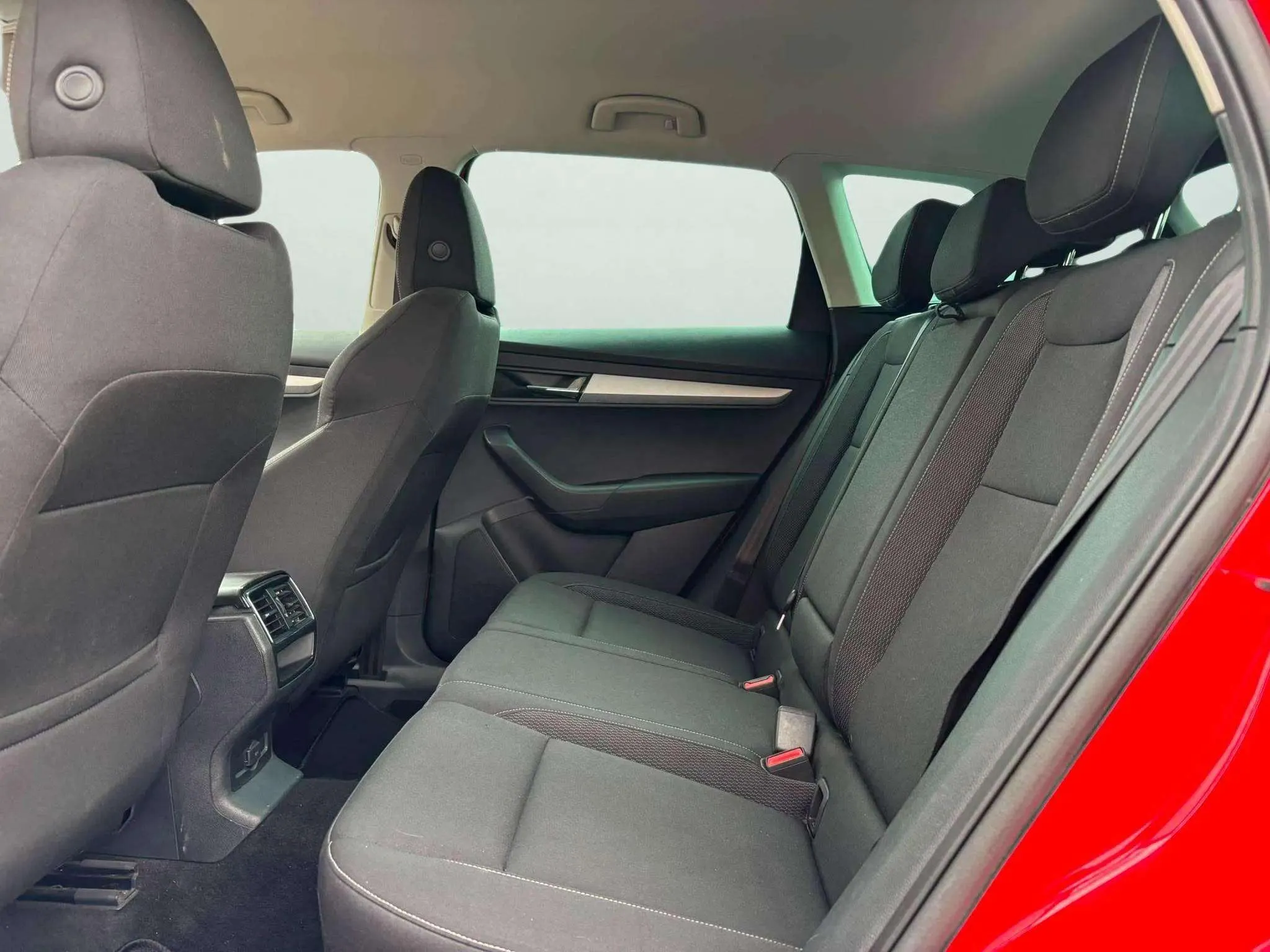 Škoda Karoq 1.5 TSI ACT Style - foto 15