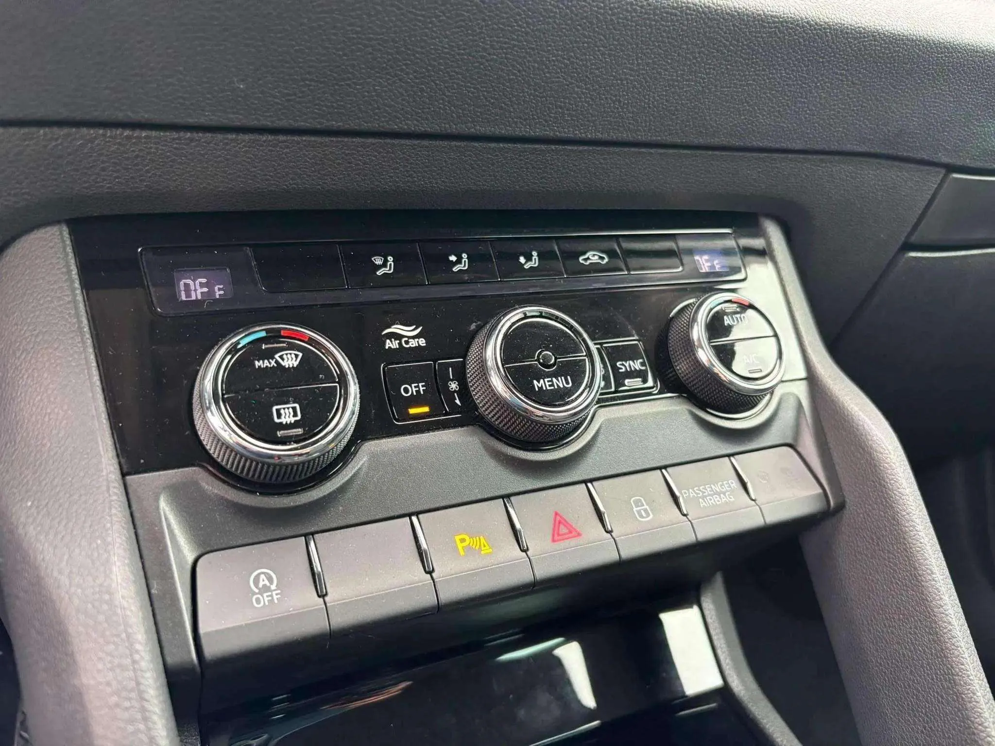 Škoda Karoq 1.5 TSI ACT Style - foto 20