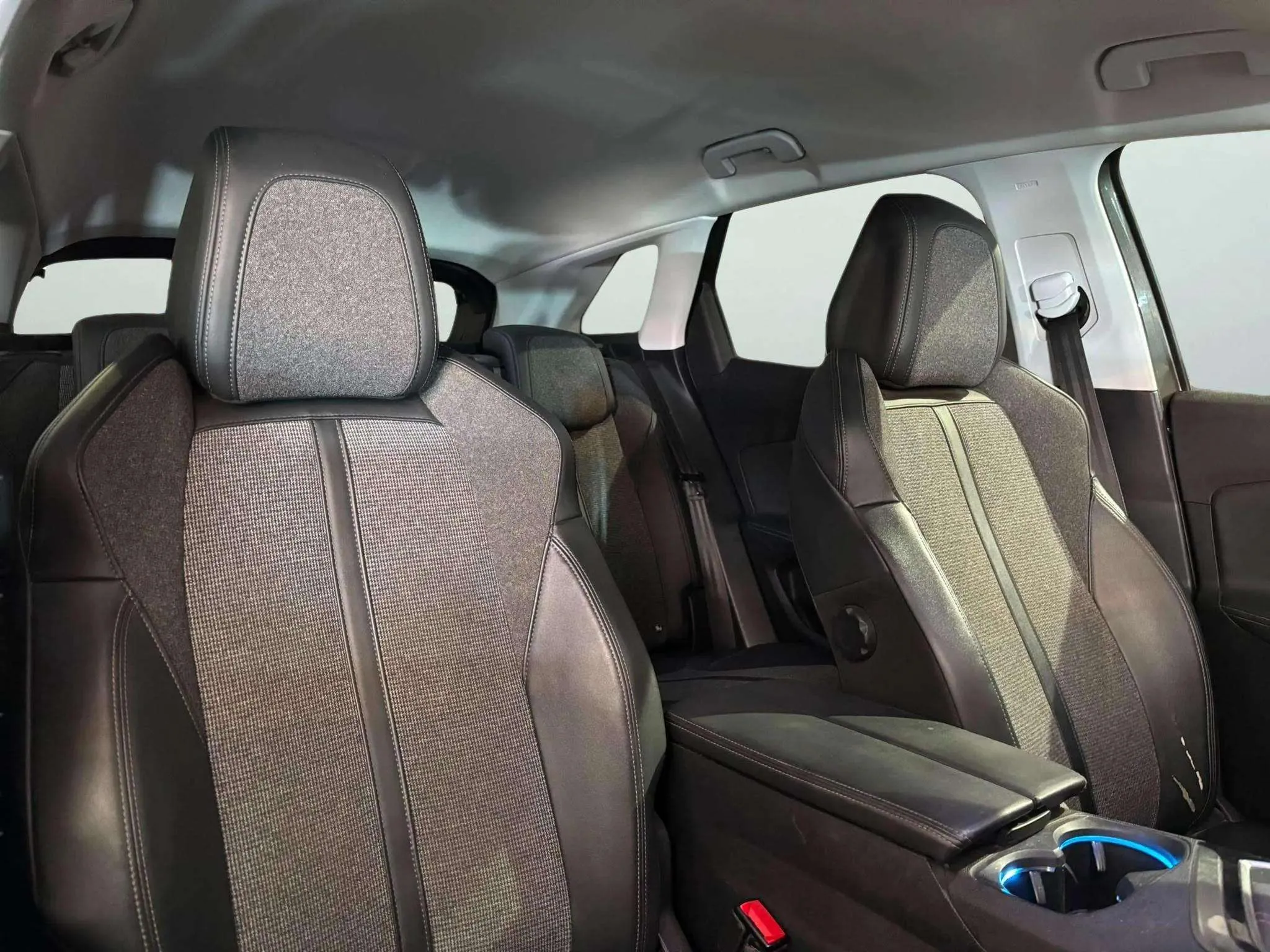 Peugeot 3008 1.2 PureTech Active - foto 11