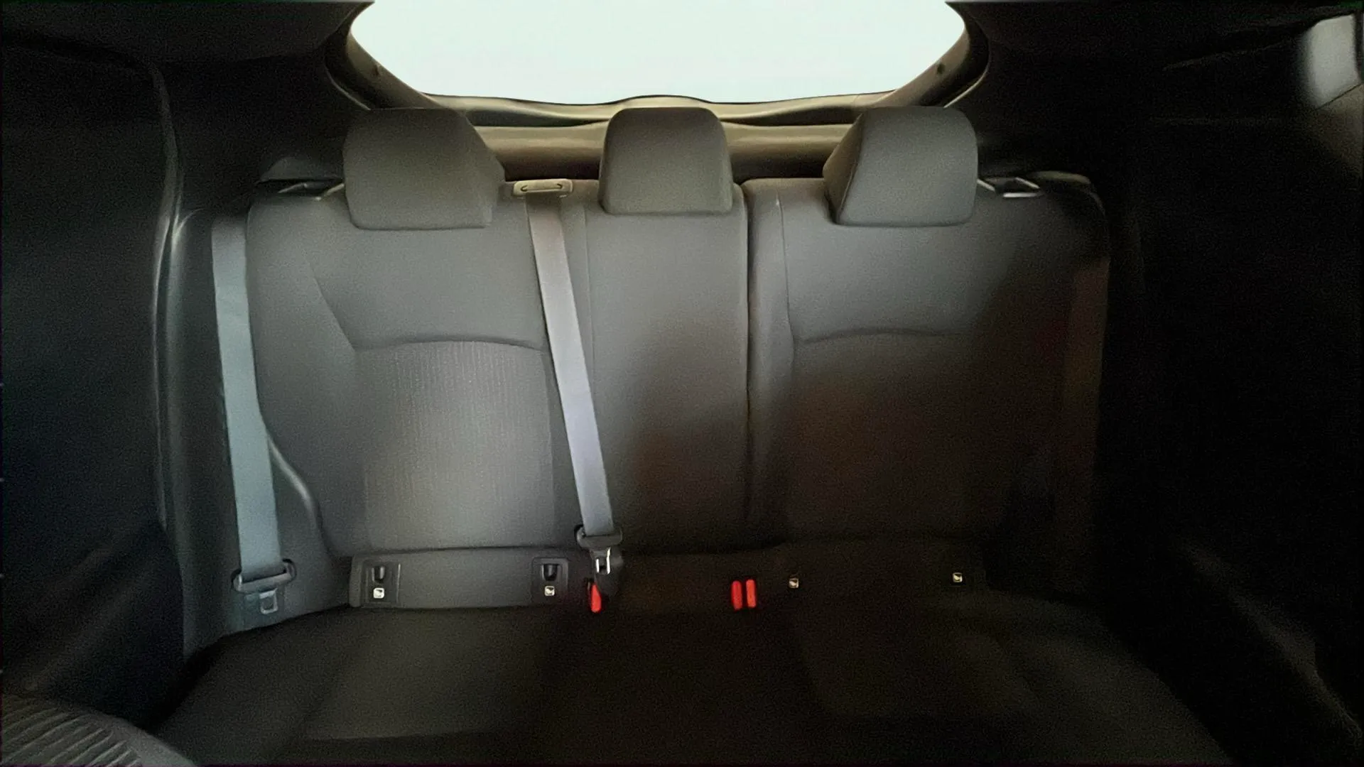 Toyota C-HR 1.8 125H Active - foto 21