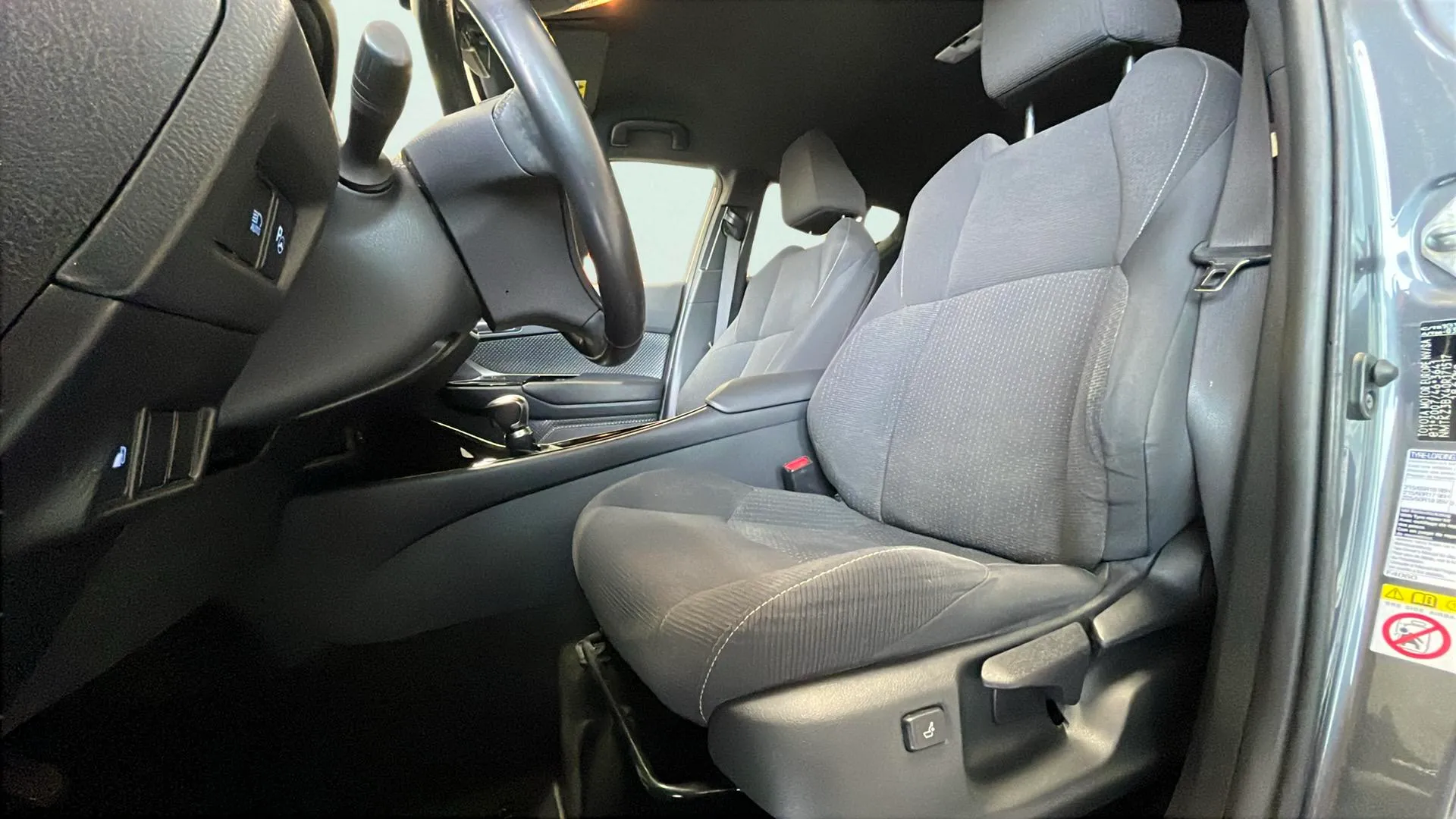 Toyota C-HR 1.8 125H Active - foto 17
