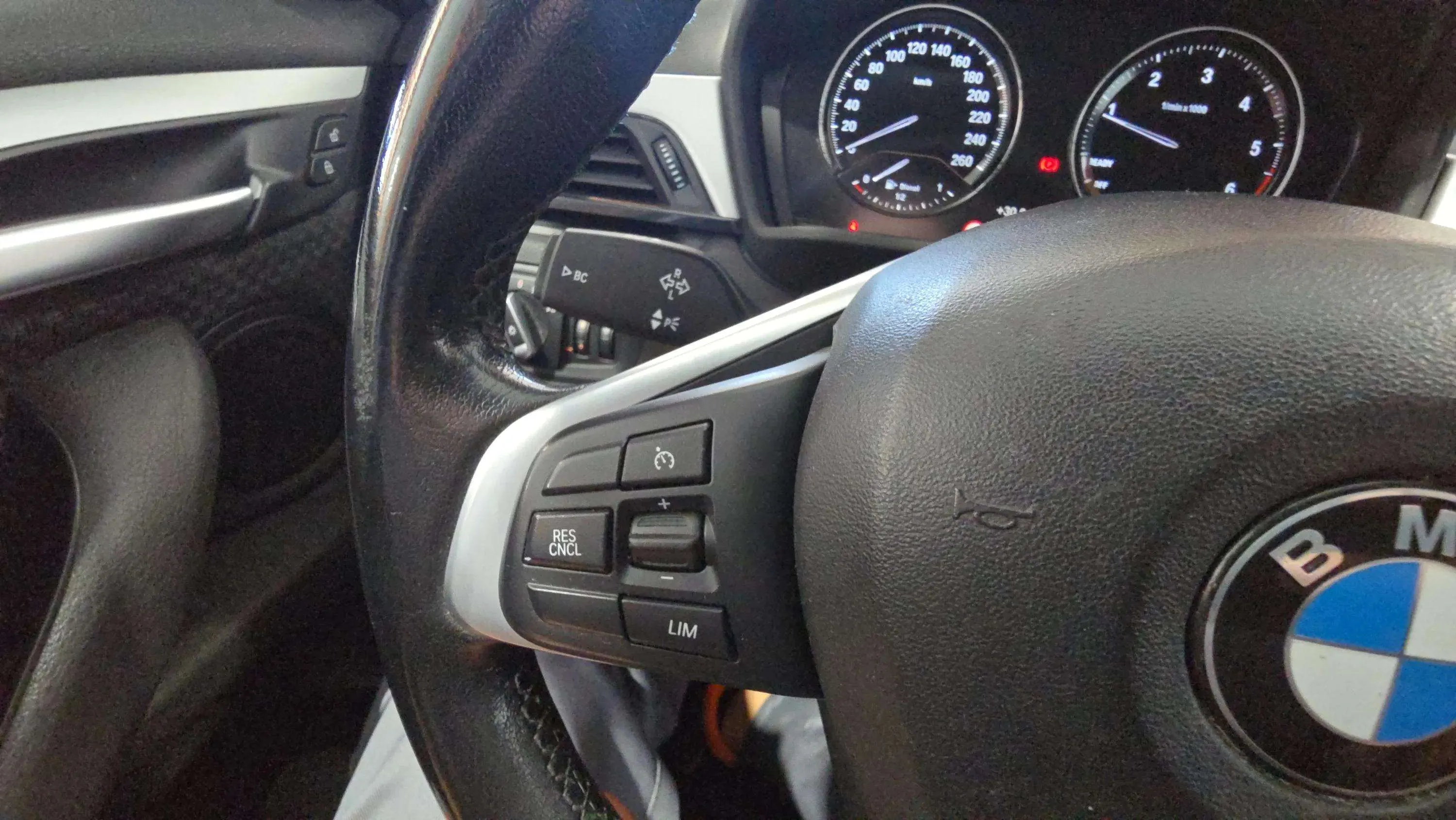 BMW X1 sDrive18d - foto 27