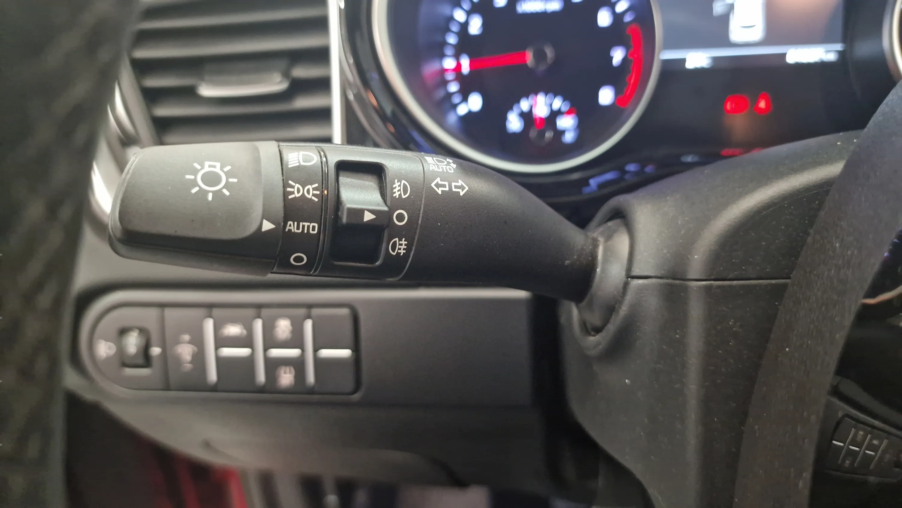 Kia XCeed 1.0 T-GDi Concept - foto 17