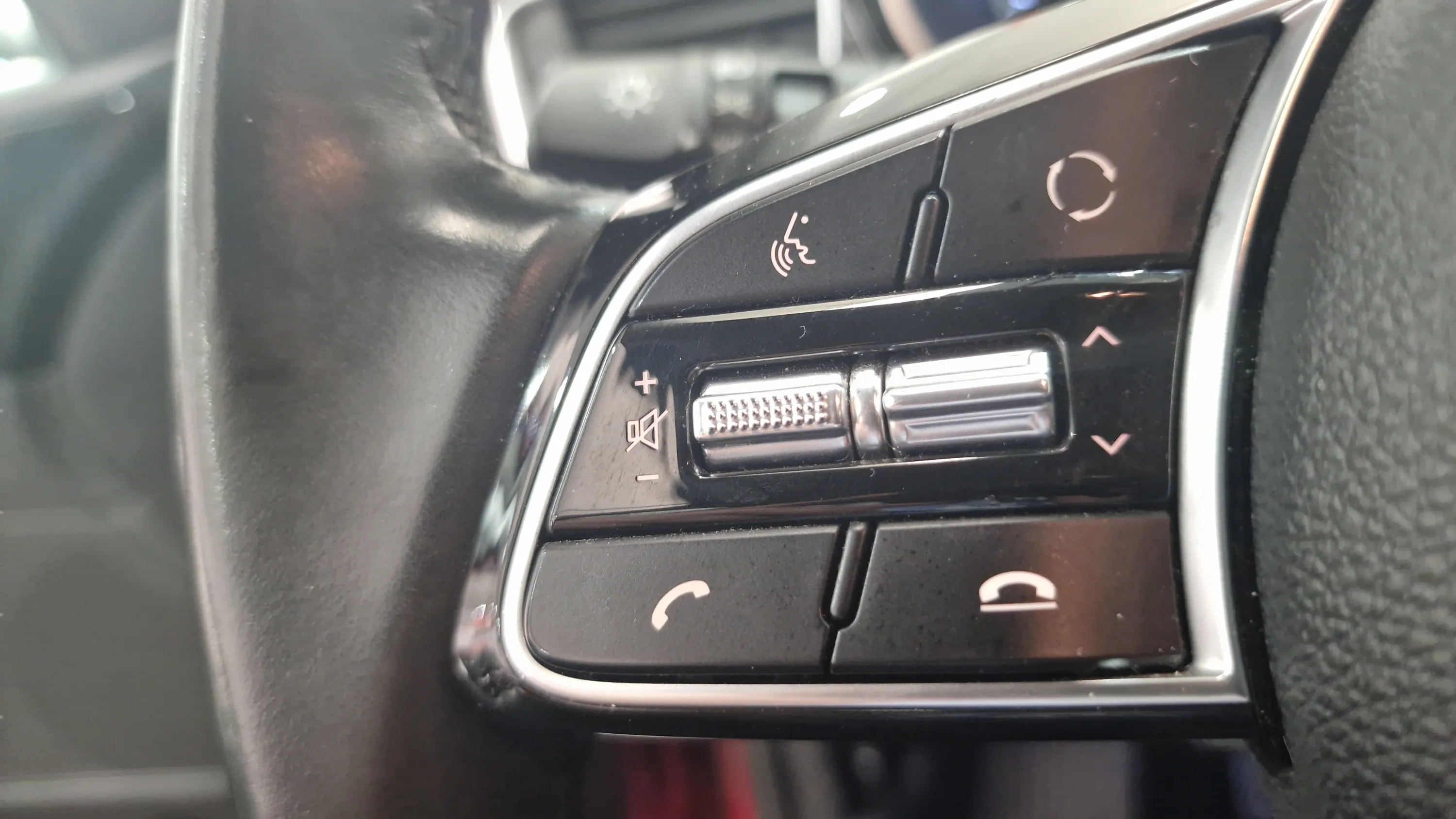 Kia XCeed 1.0 T-GDi Concept - foto 16